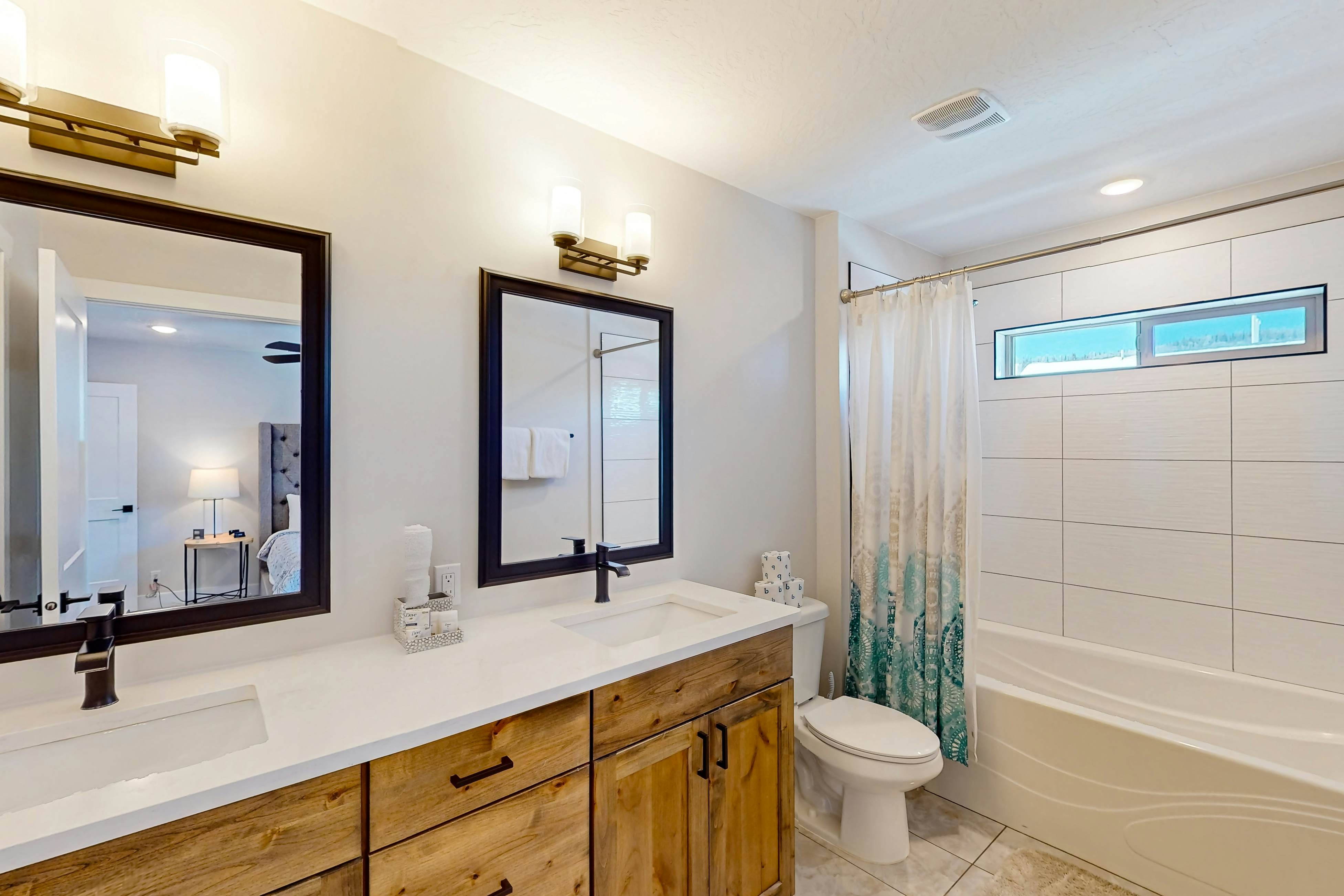 Crooked River #10A - Main House