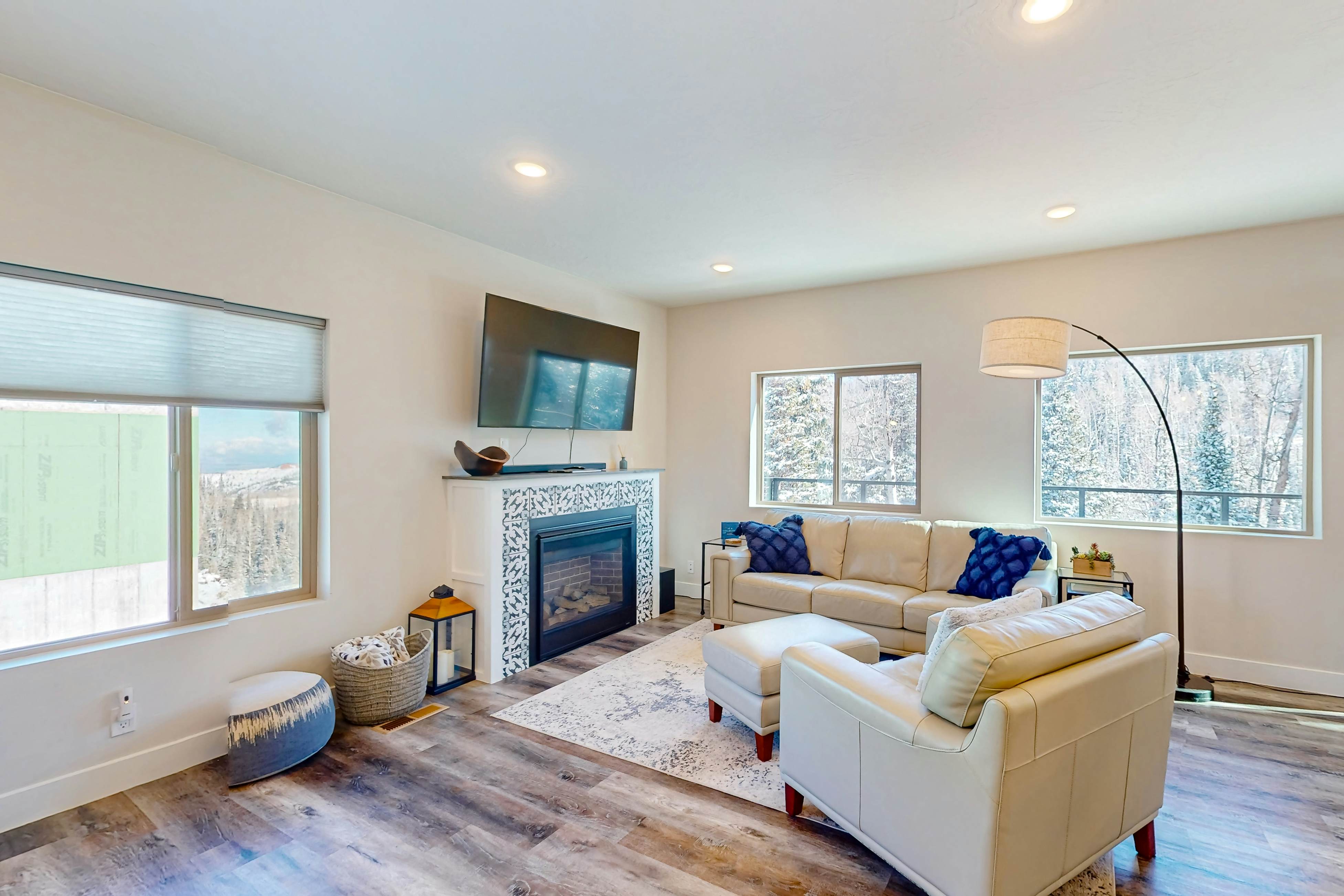 Crooked River #10A - Entire Home