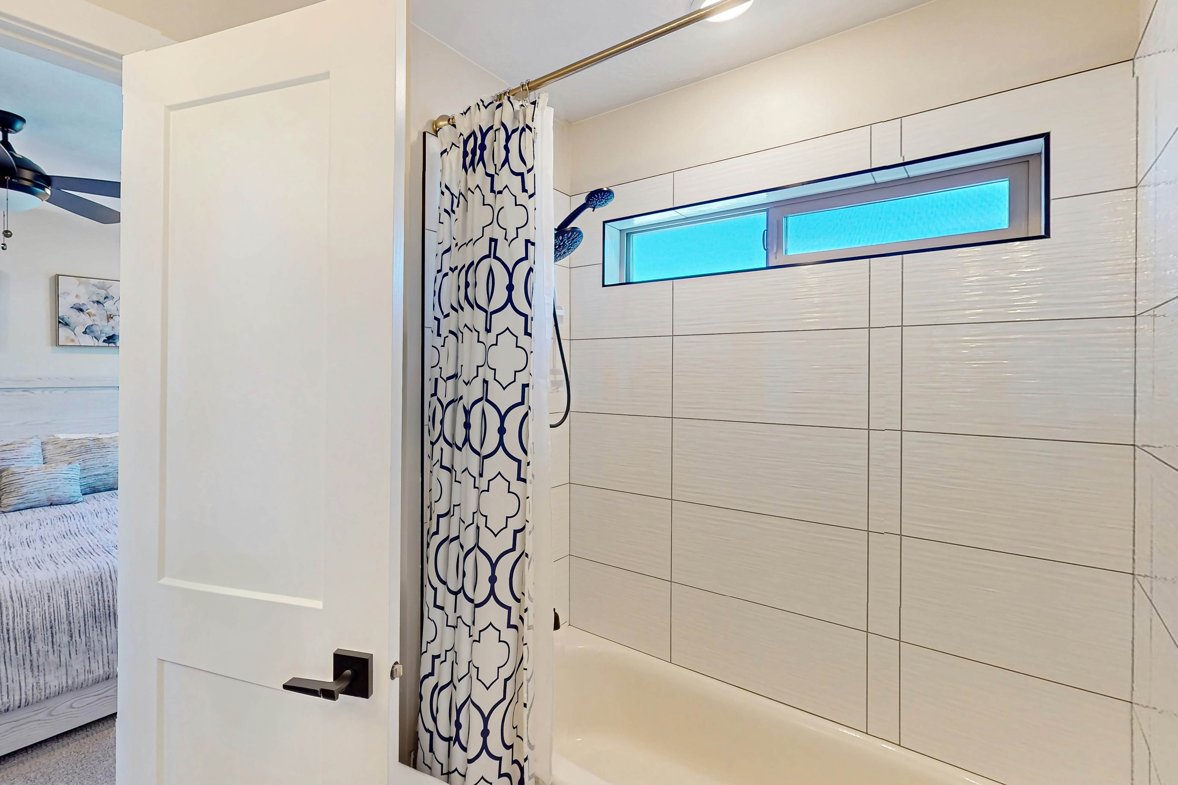 Crooked River #10A - Entire Home