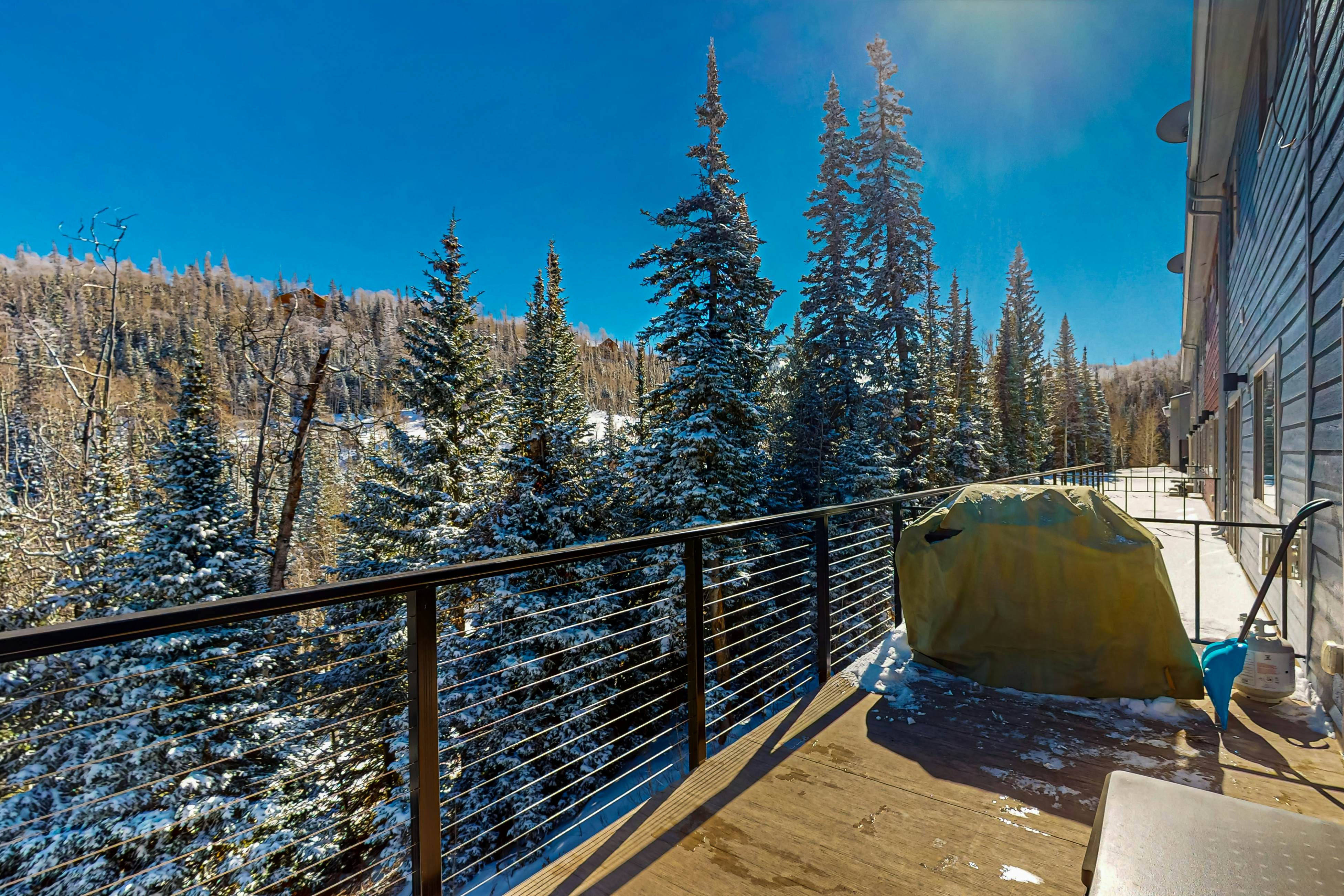 Crooked River #10A - Entire Home