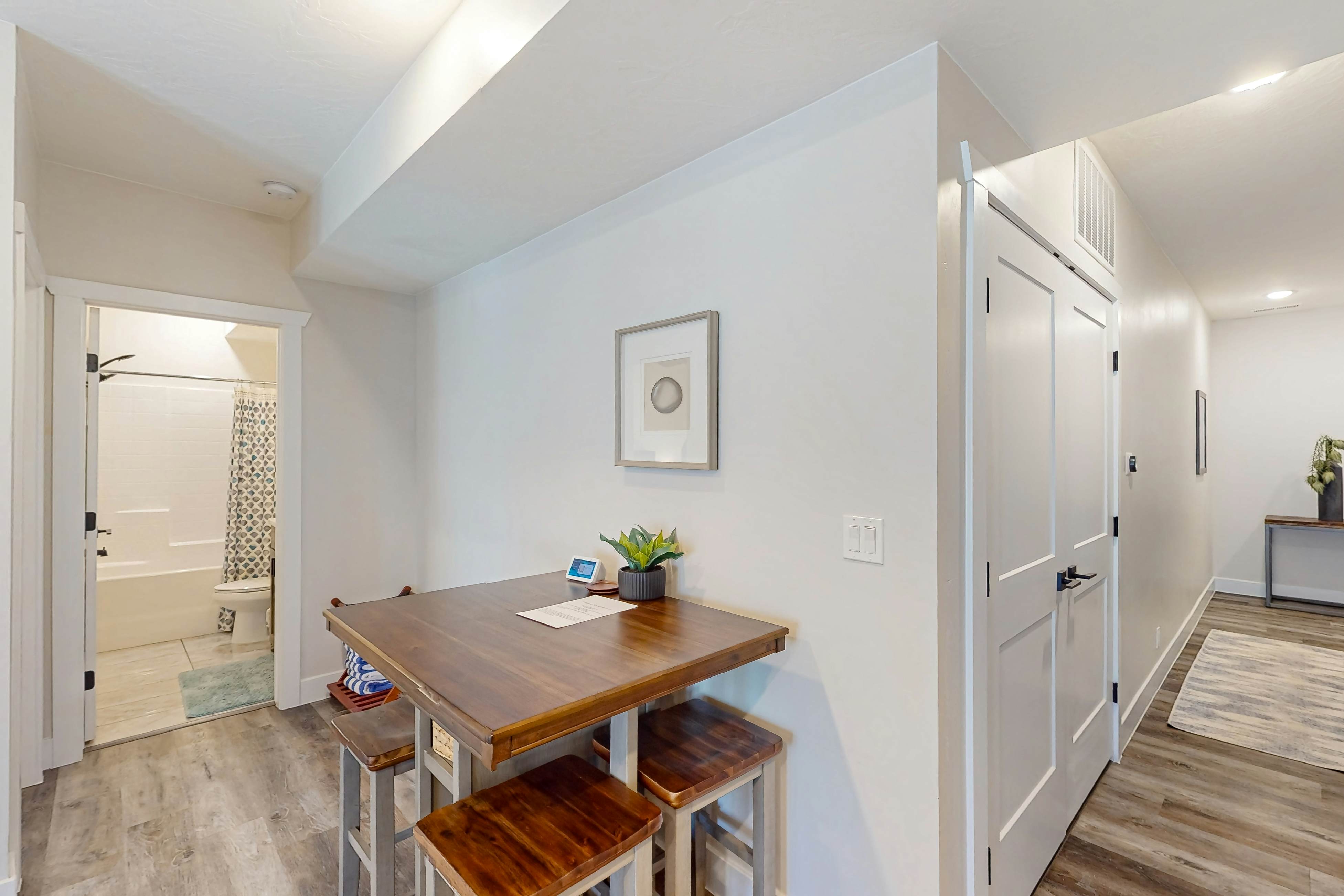 Crooked River #10A - Entire Home