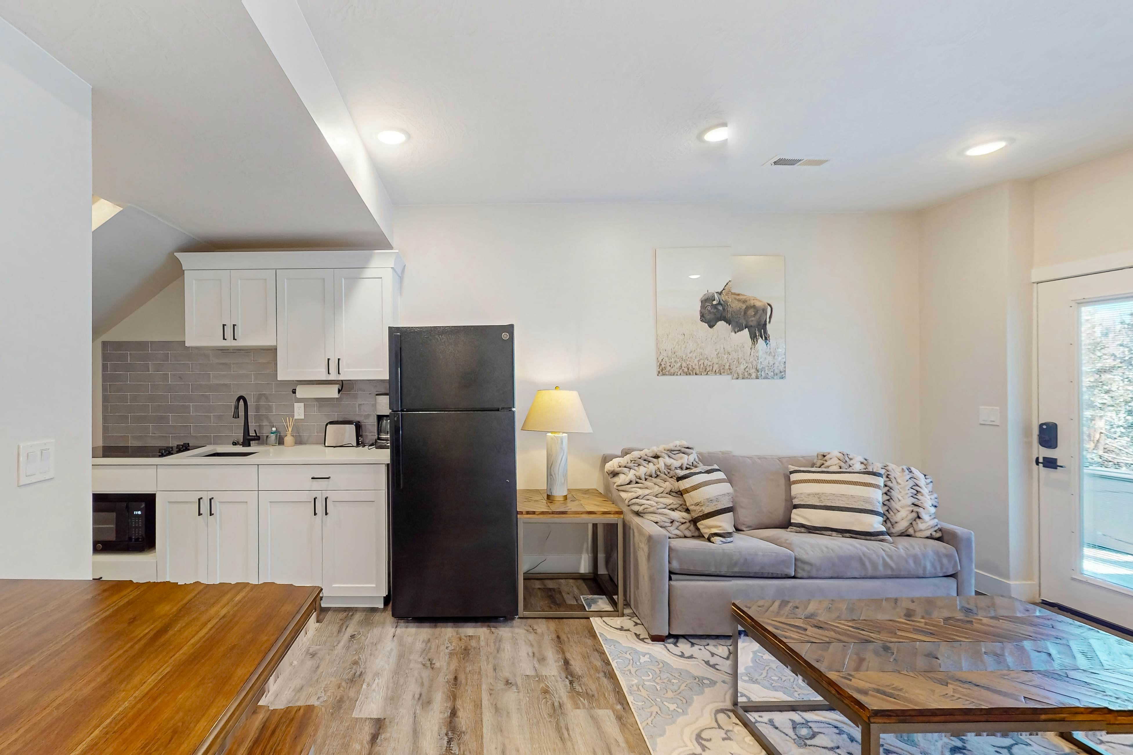 Crooked River #10A - Entire Home