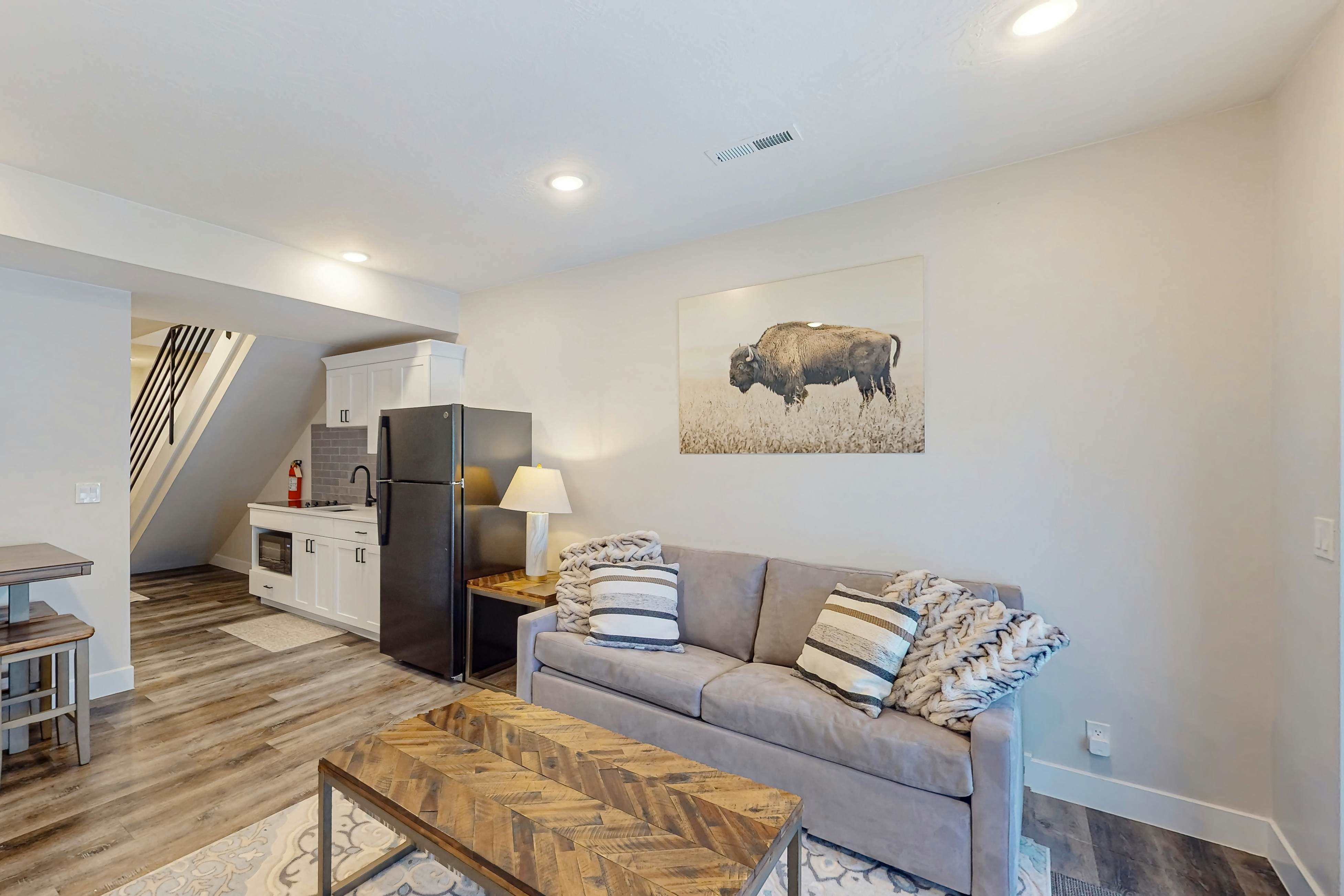 Crooked River #10A - Entire Home