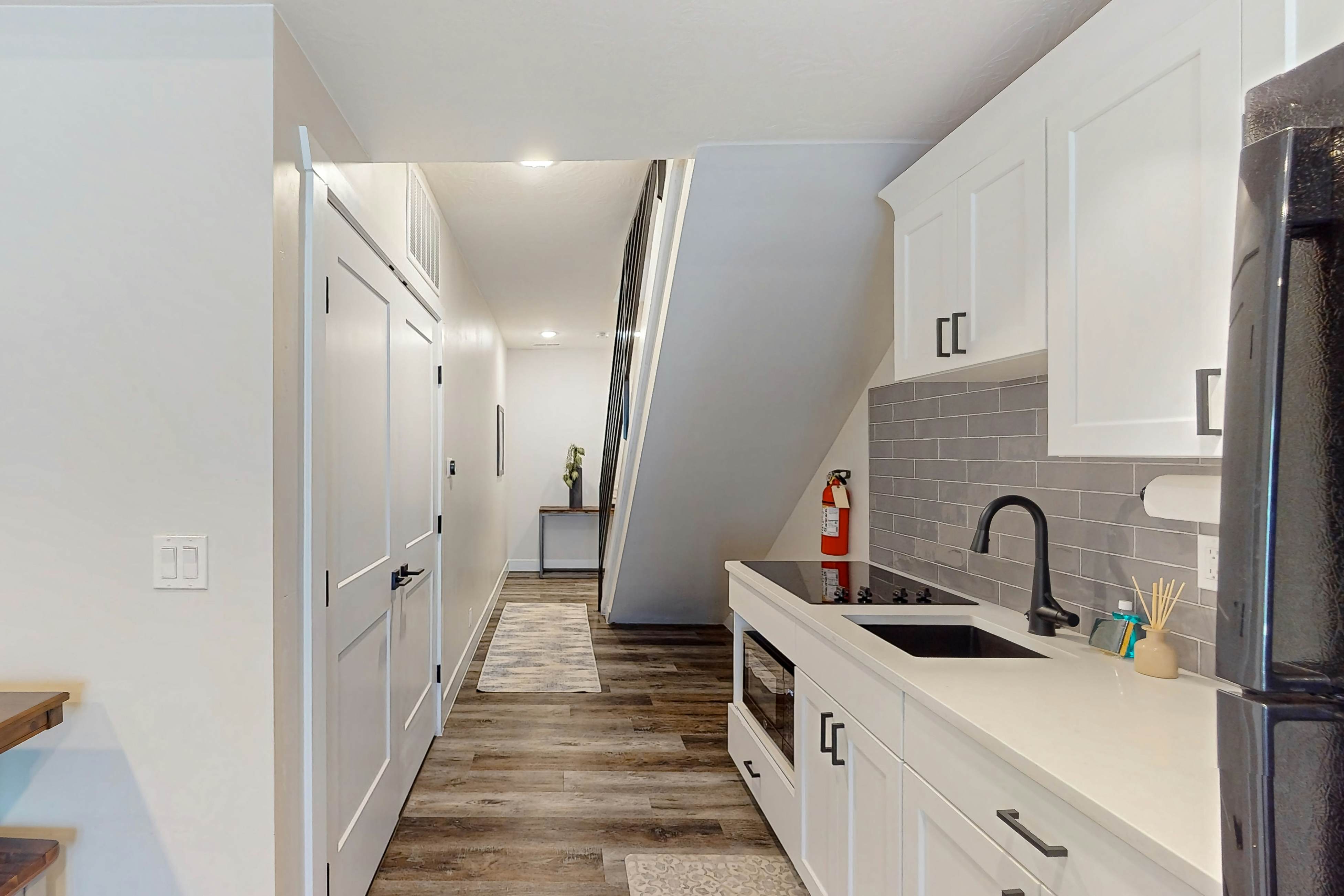 Crooked River #10A - Entire Home