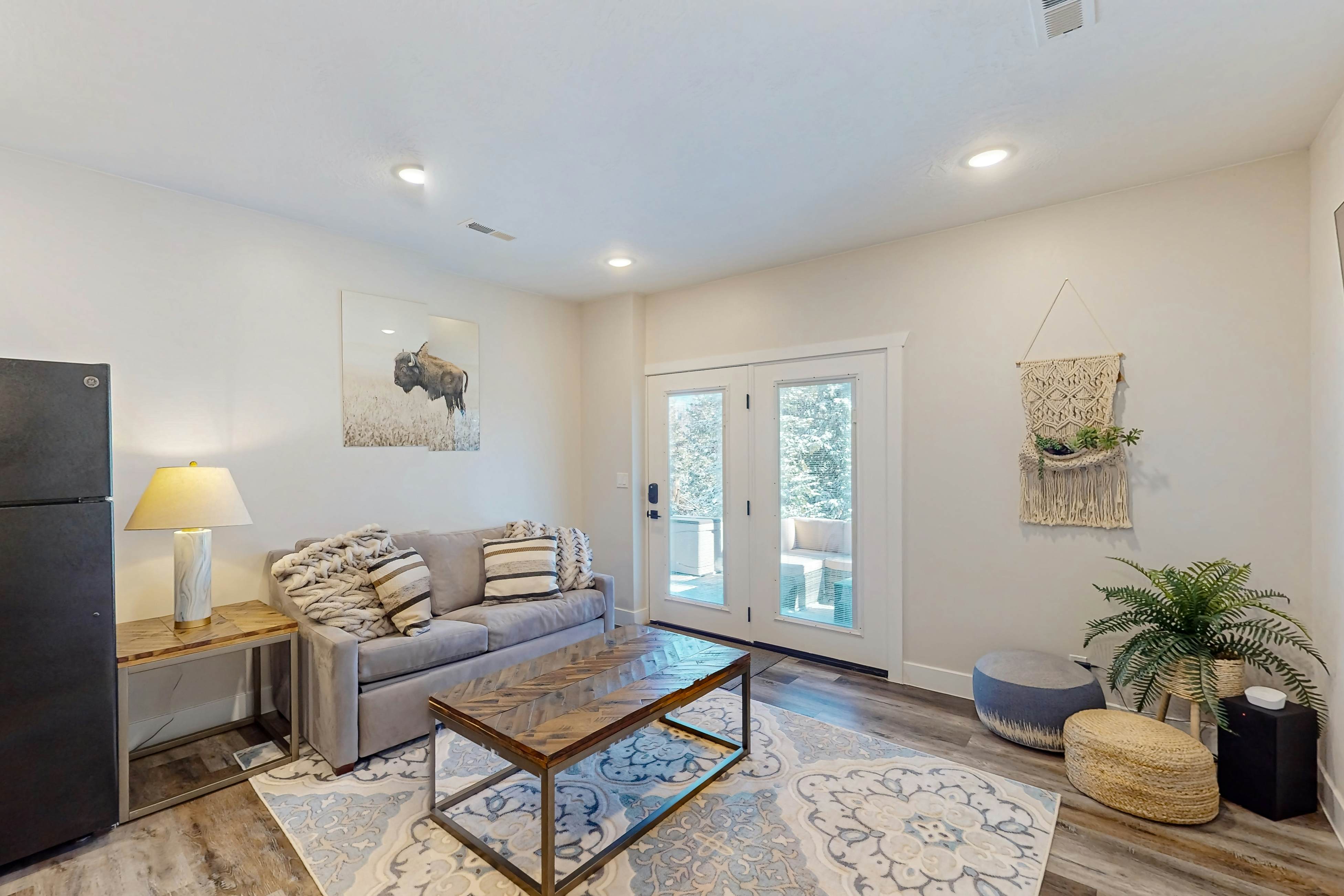 Crooked River #10A - Entire Home