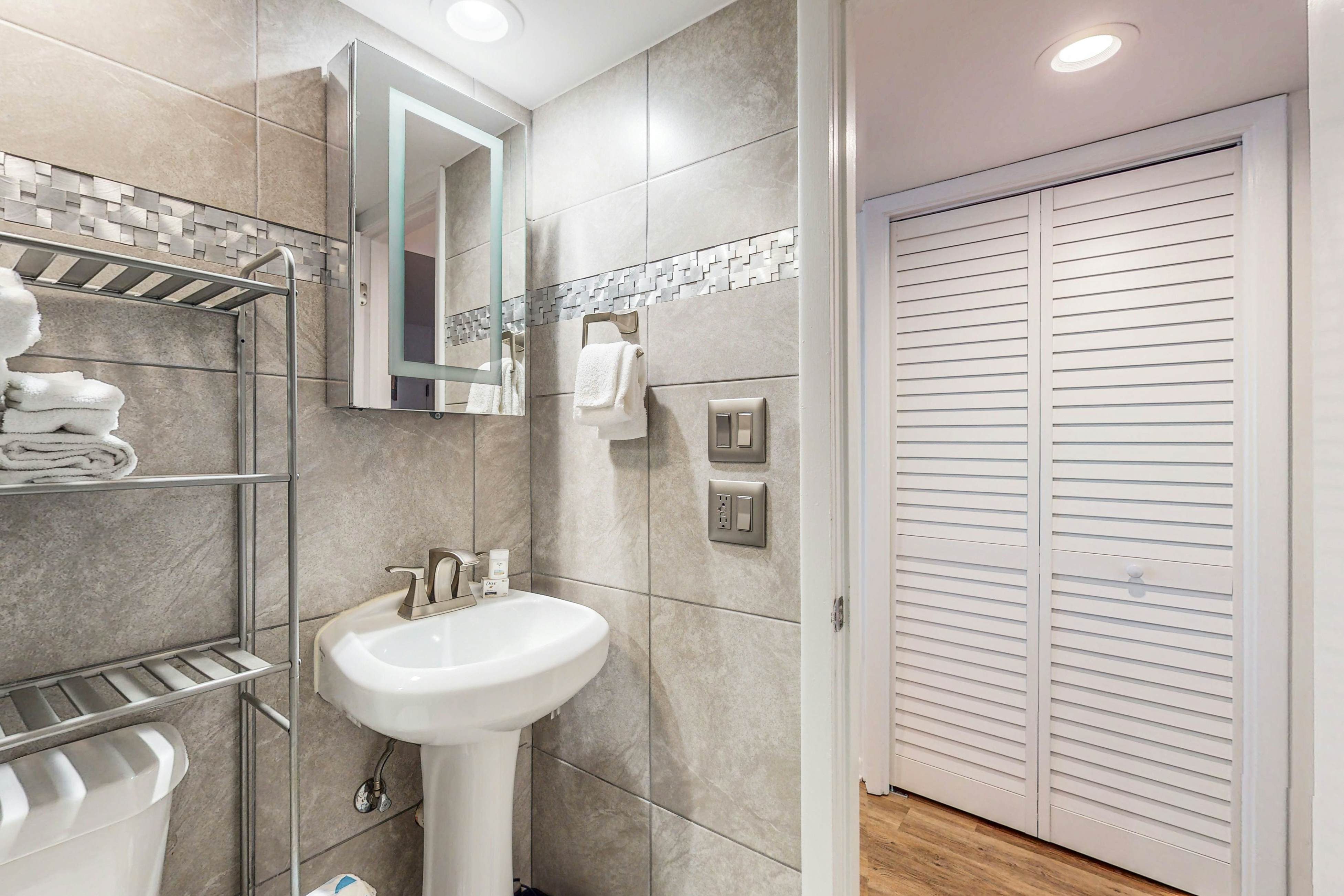 Gulf Shores Surf & Racquet Club 204A -Shorely at the Beach 