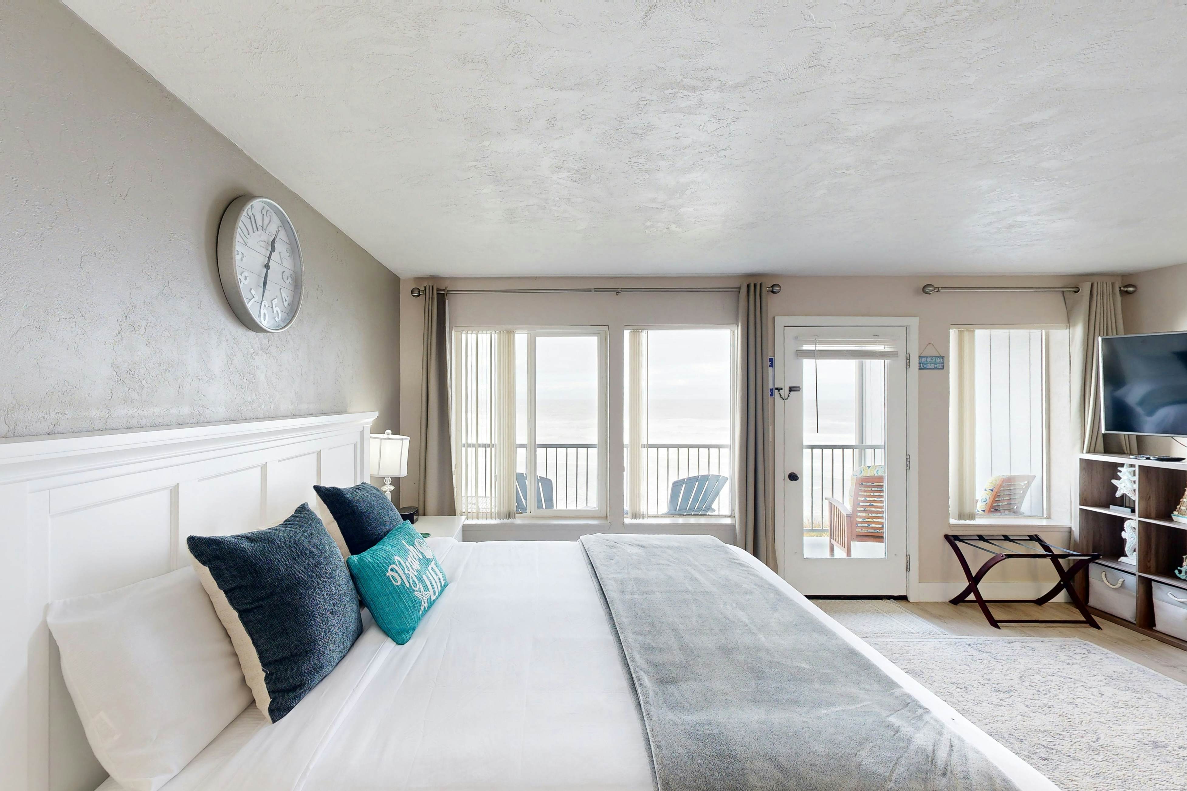 NYE Beach Haven Studio