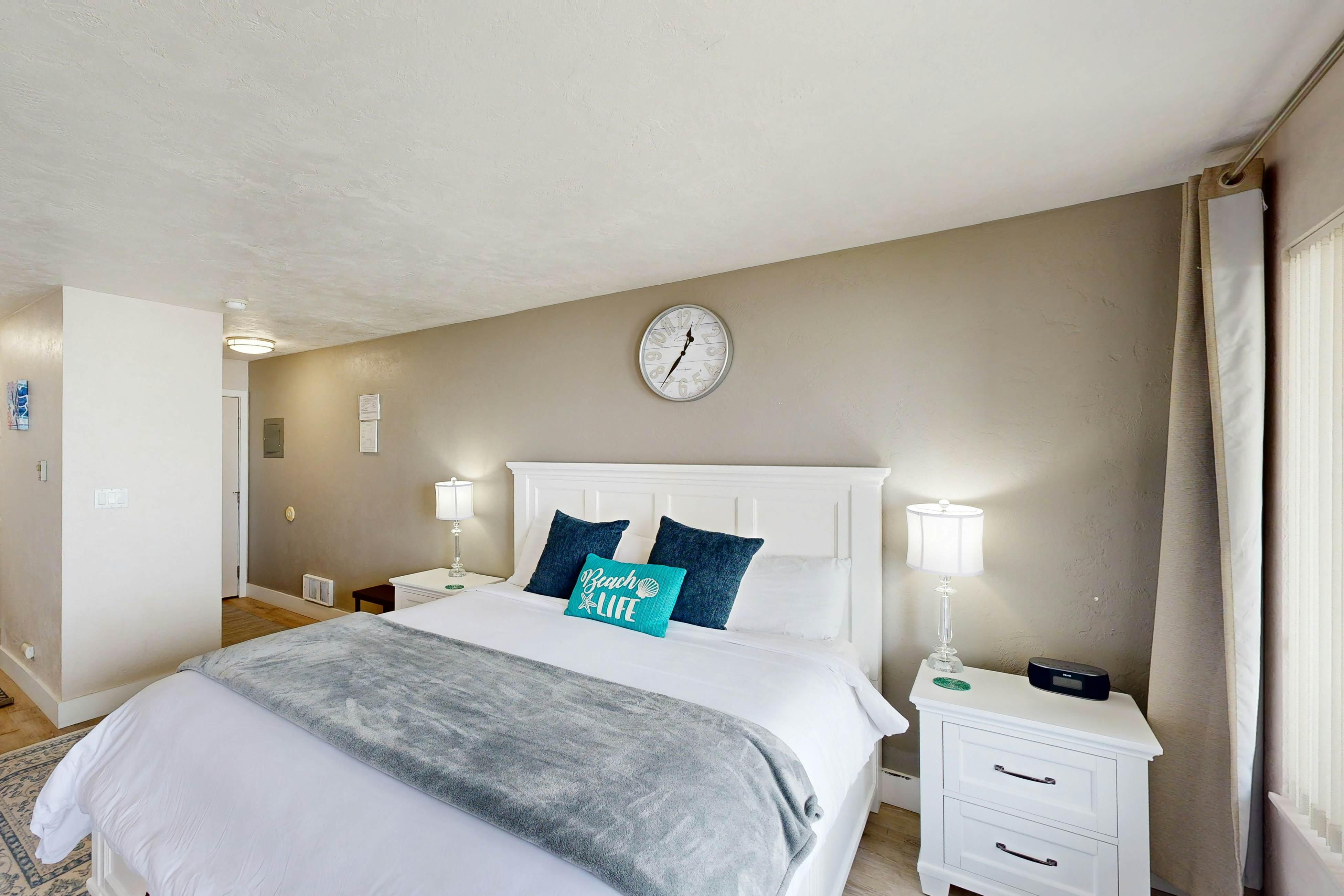 NYE Beach Haven Studio