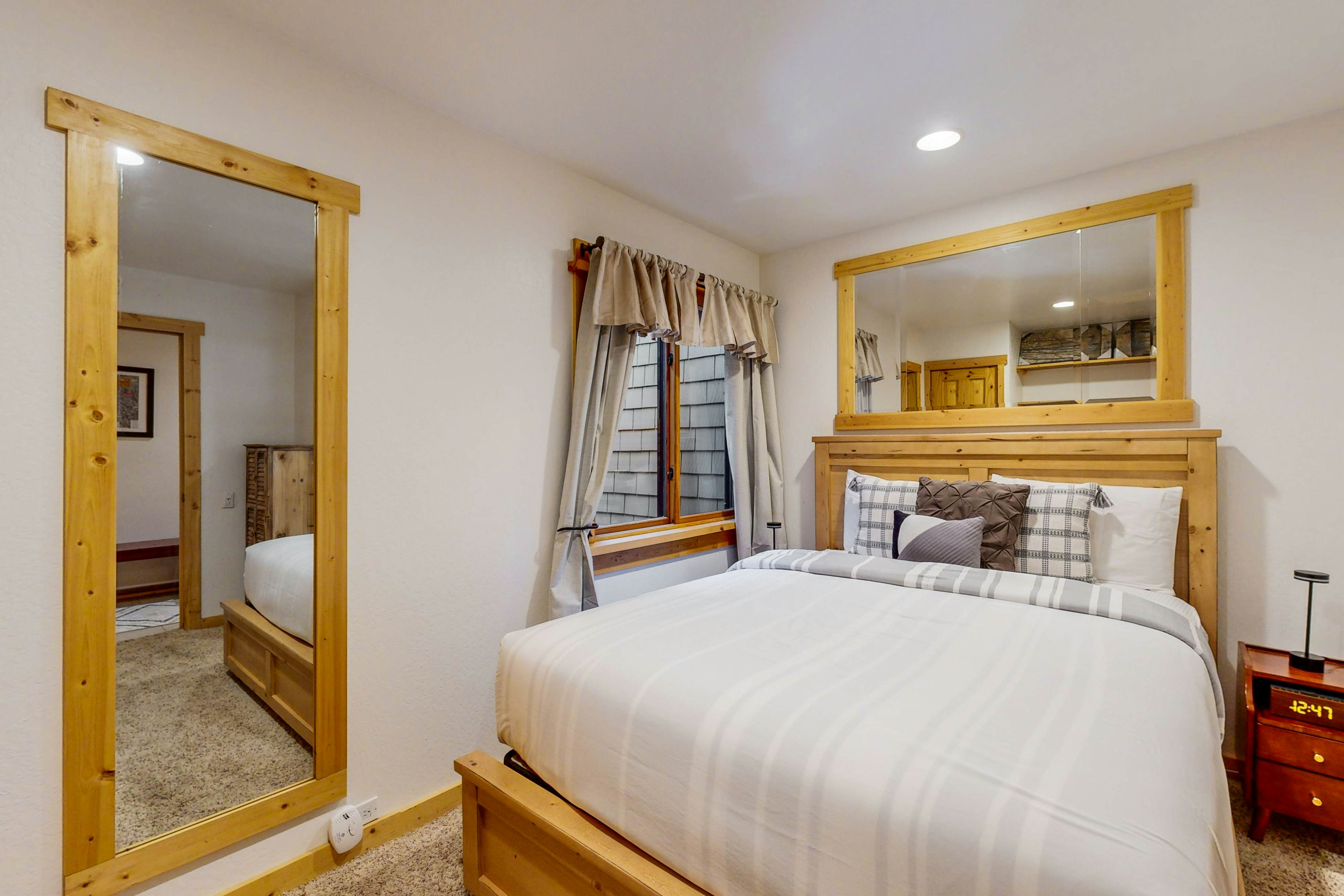 Coyote Fork 4051 Ski-In/Ski-Out