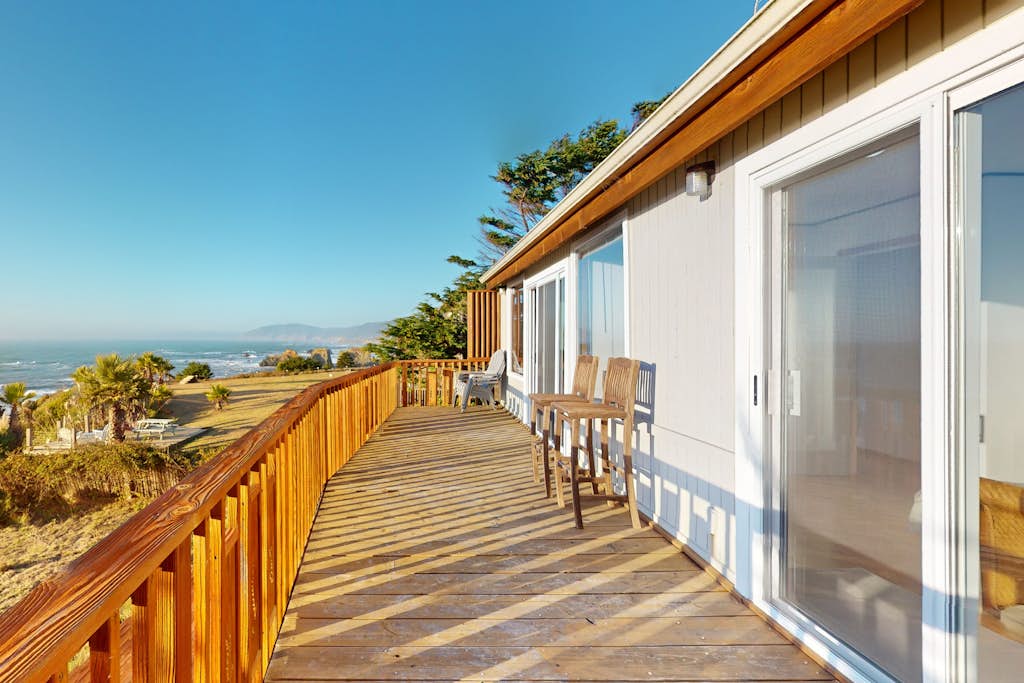 Oceanfront Pet Friendly Home with Hot Tub & Deck — Westport, CA — vacation rental