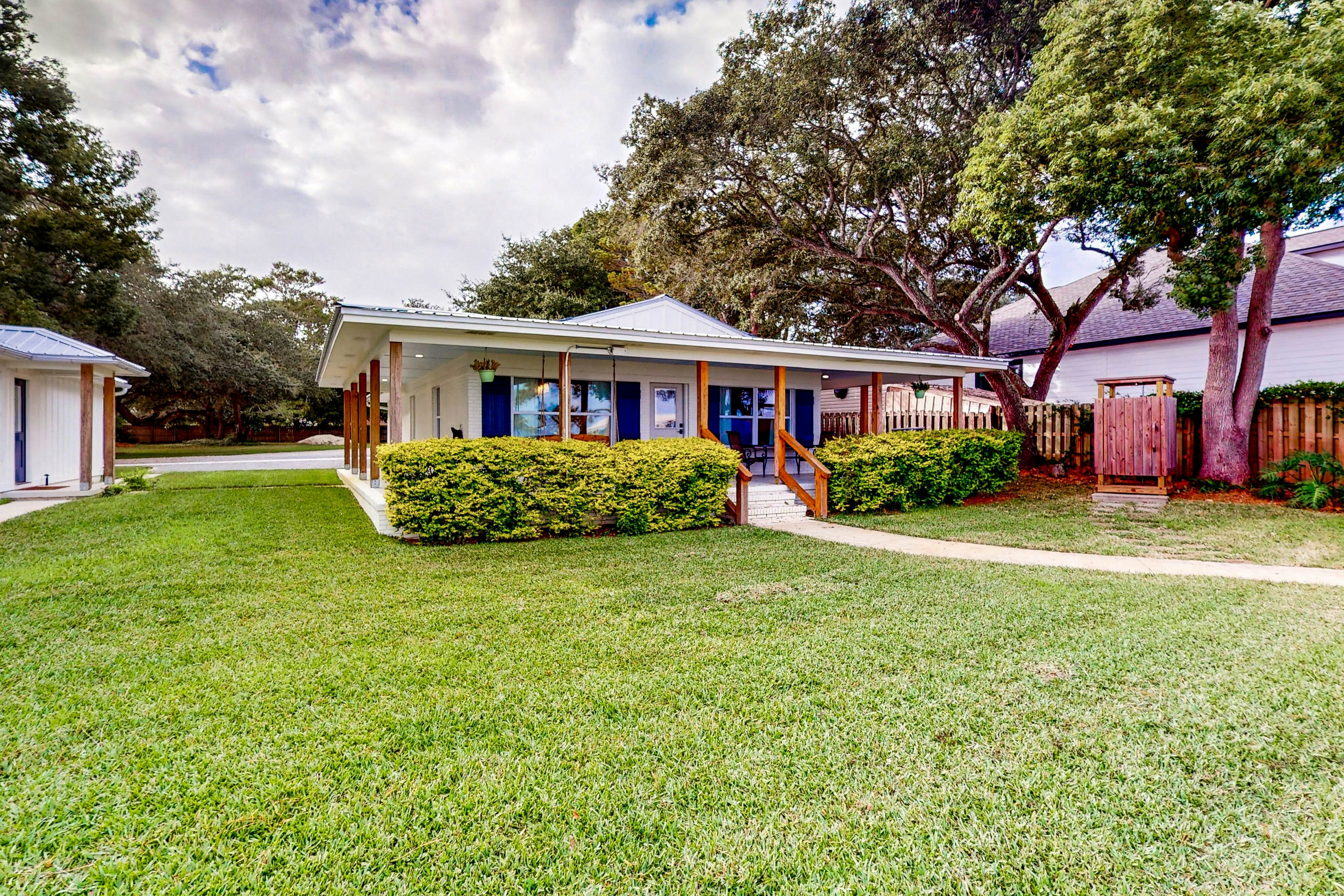 Wards Family Cottages - Master