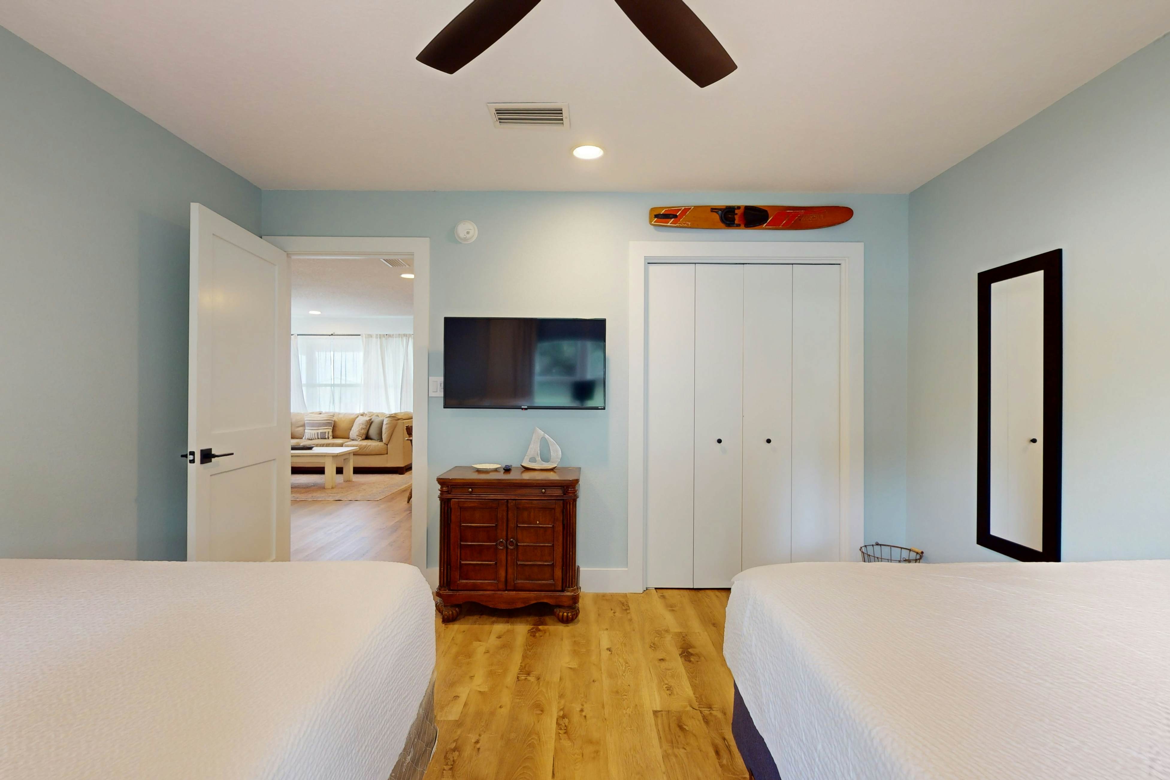 Wards Family Cottages - Master