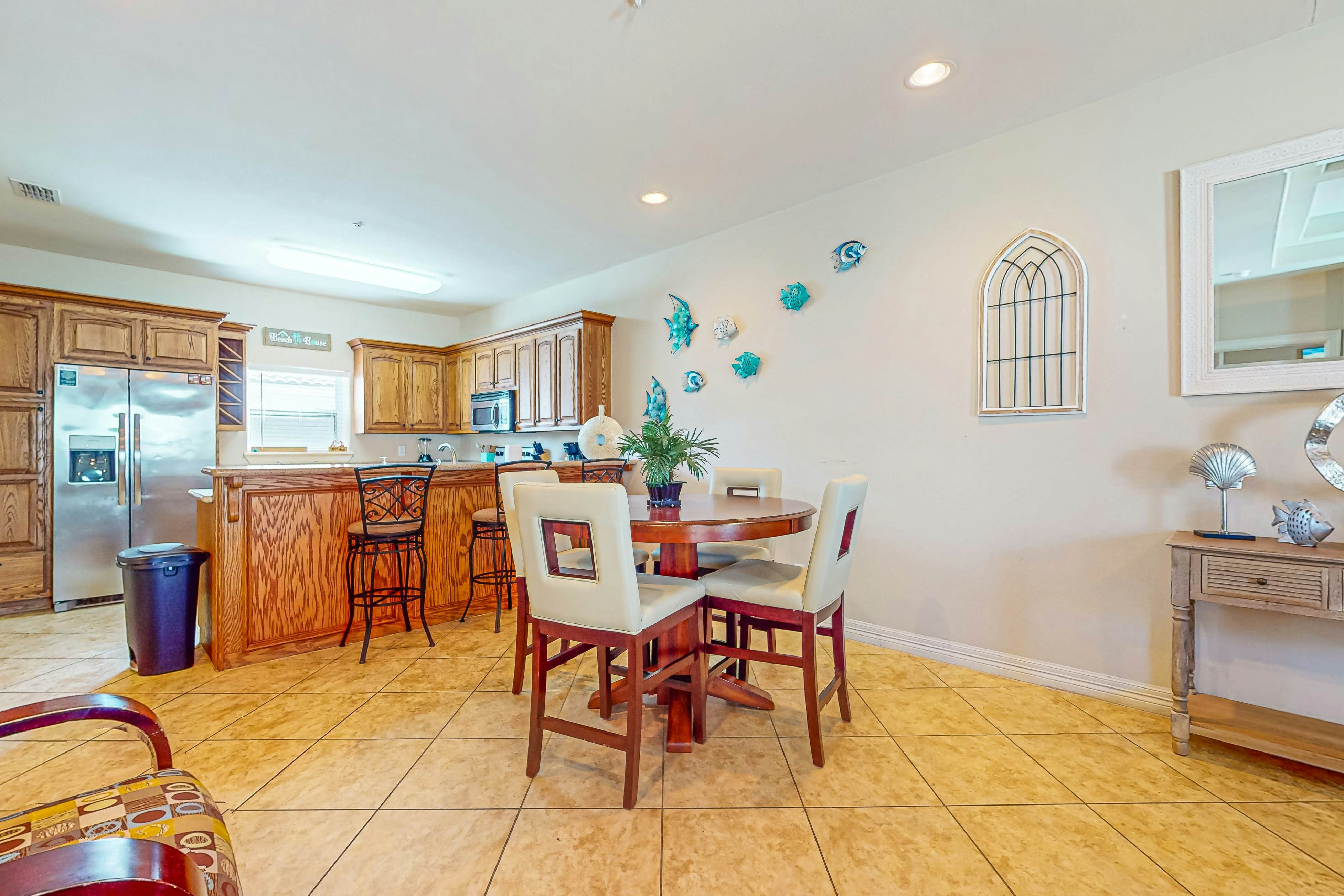 Sea Glass Condominiums 9