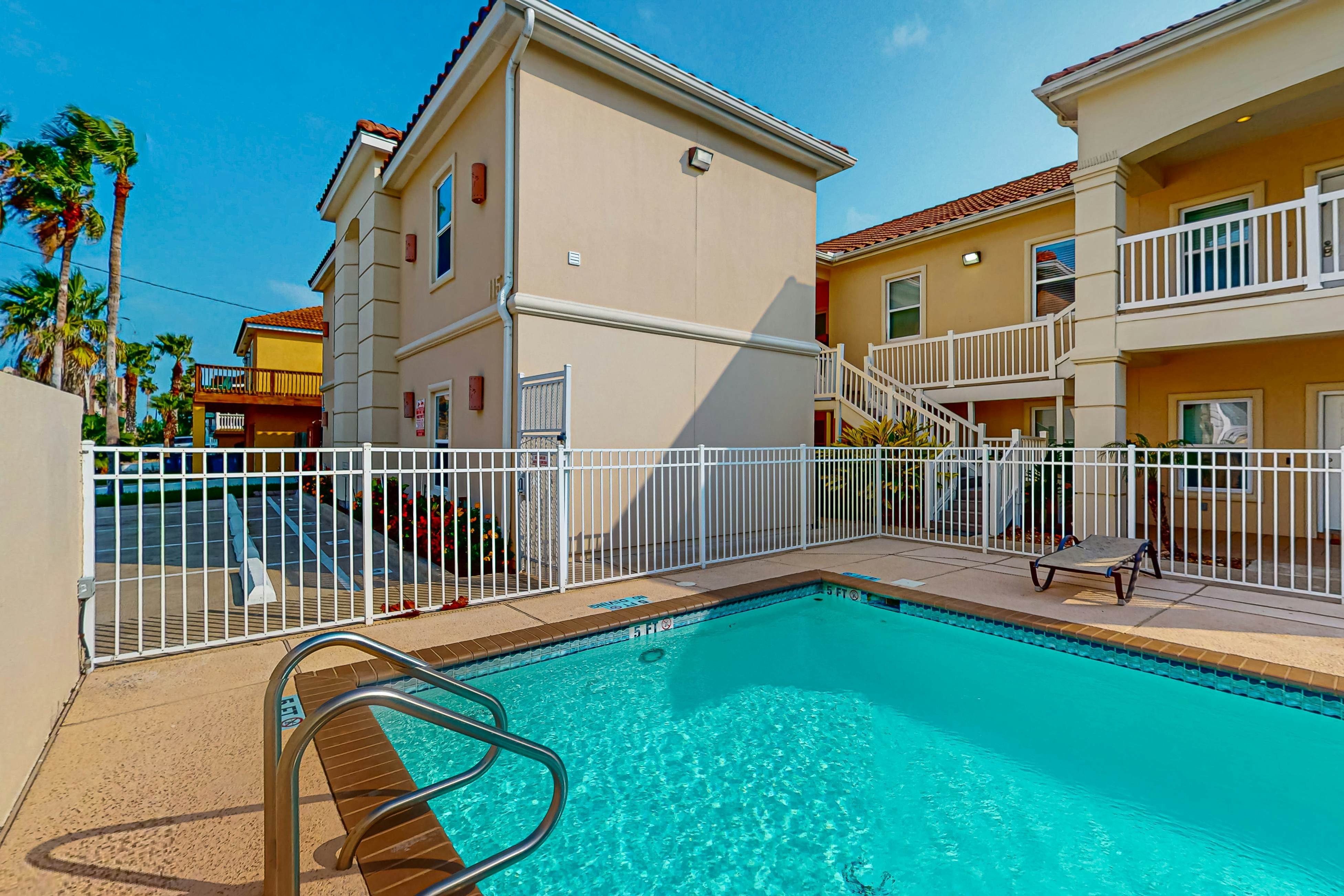 Sea Glass Condominiums 9