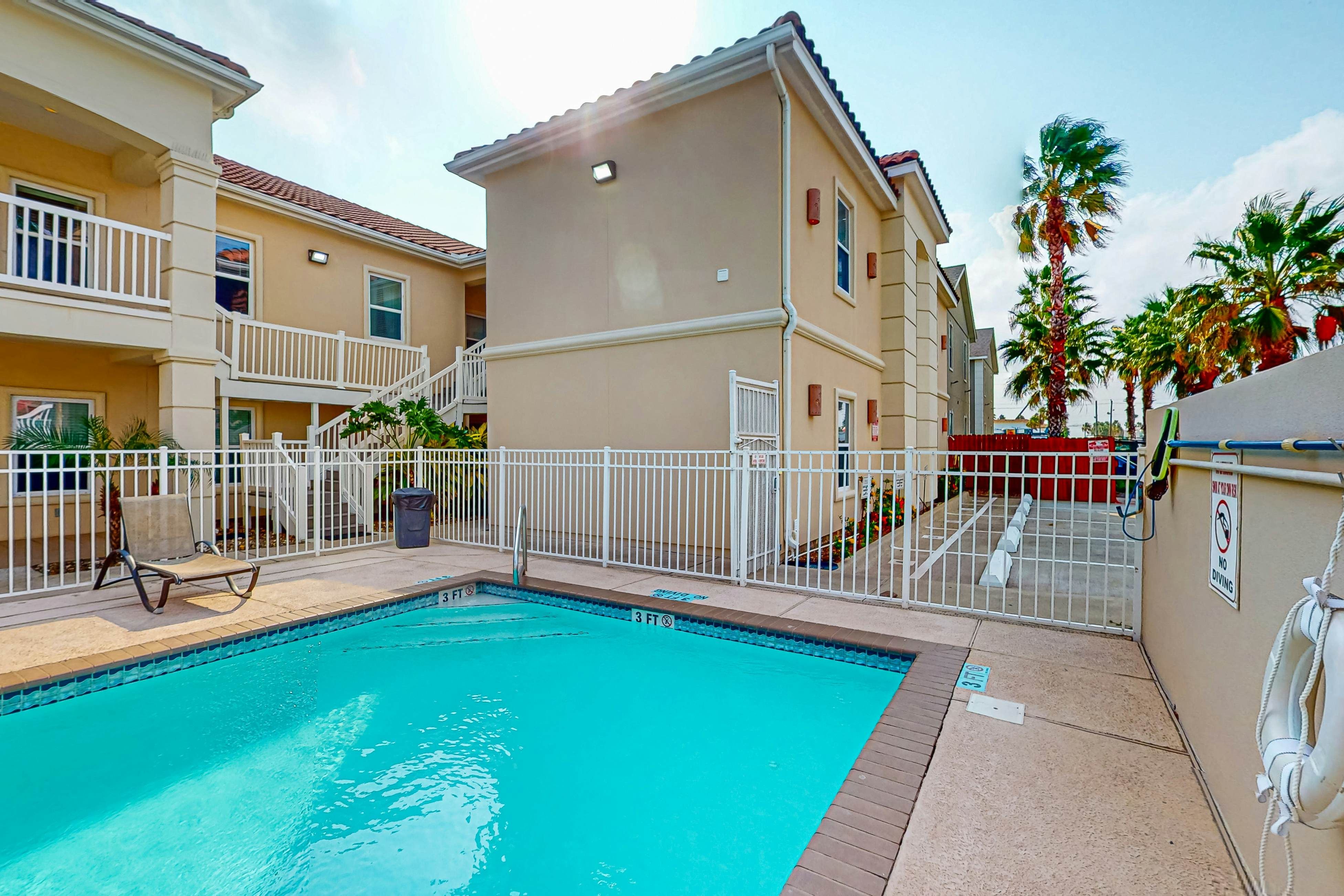 Sea Glass Condominiums 9