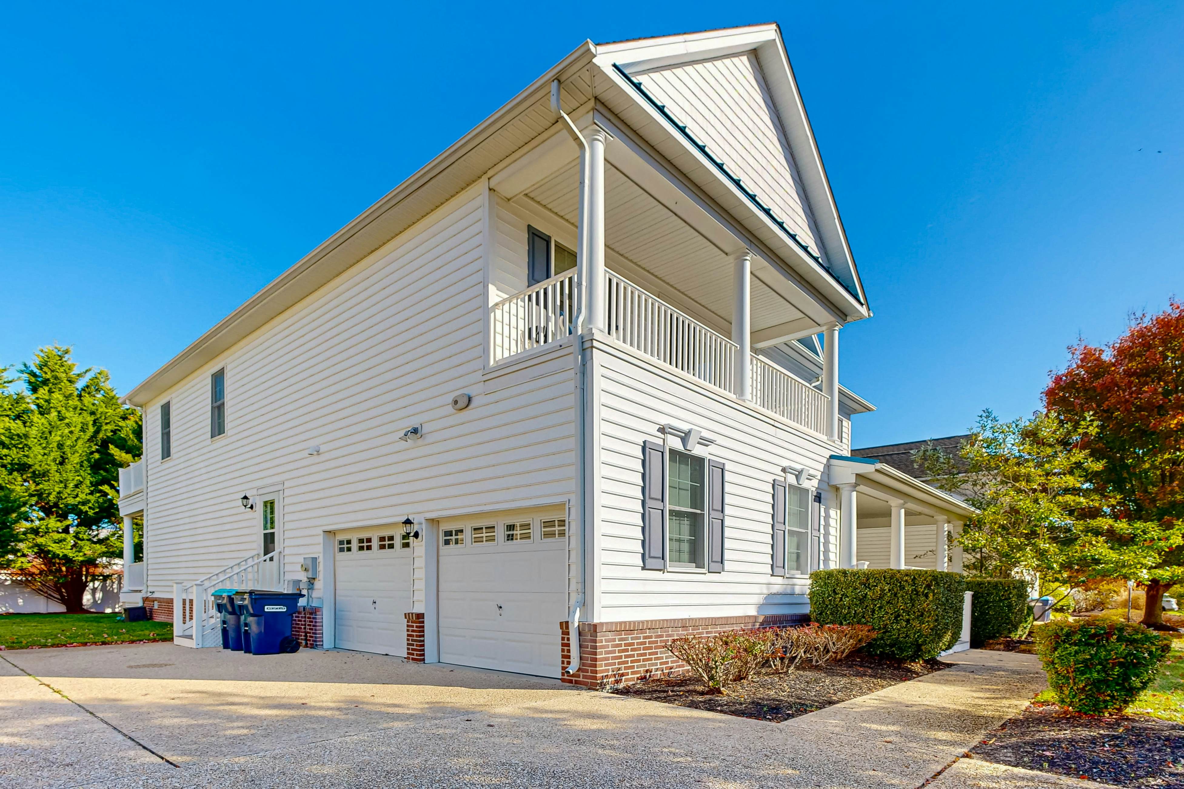 Bethany Lakes - 38351 Virginia Dr