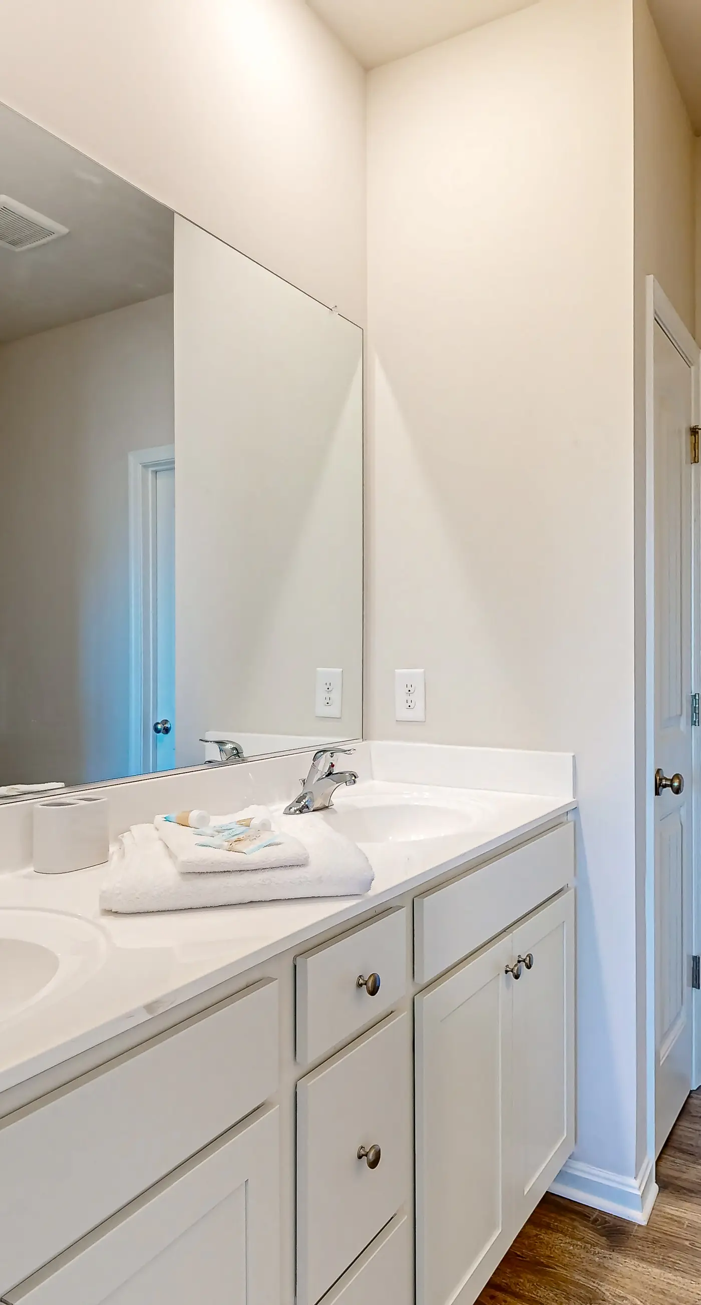 Millville by the Sea - 35015 Sunfish Ln