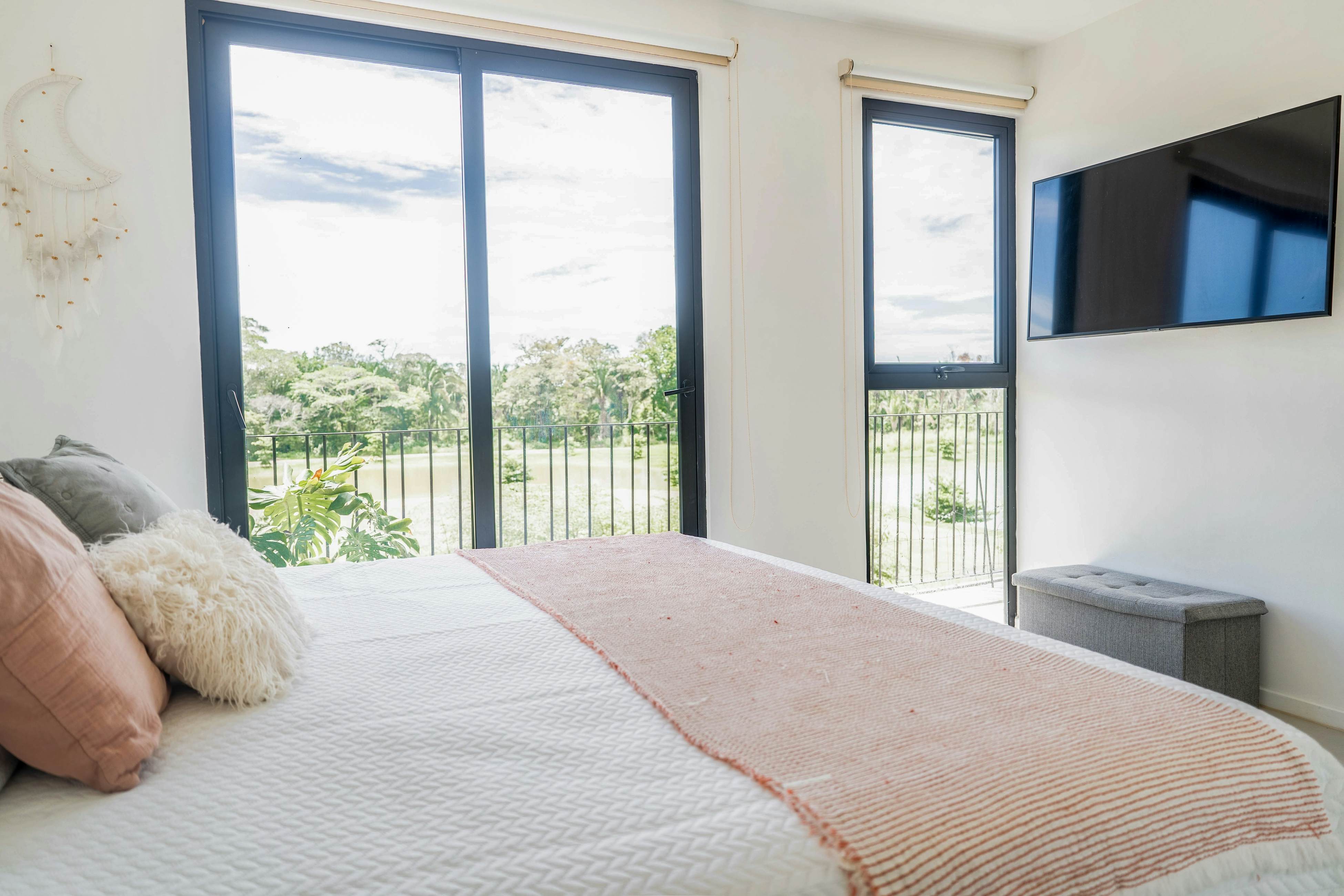 Mistico Serenity Shores at Nautilus