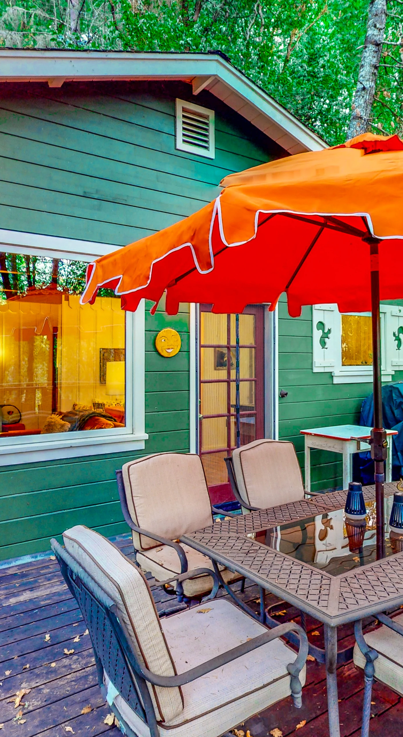 Fire up the gas grill and dine al fresco under the market umbrella — your shaded deck dining area is steps from the kitchen, perfect for a Russian River Valley farm-to-table spread.