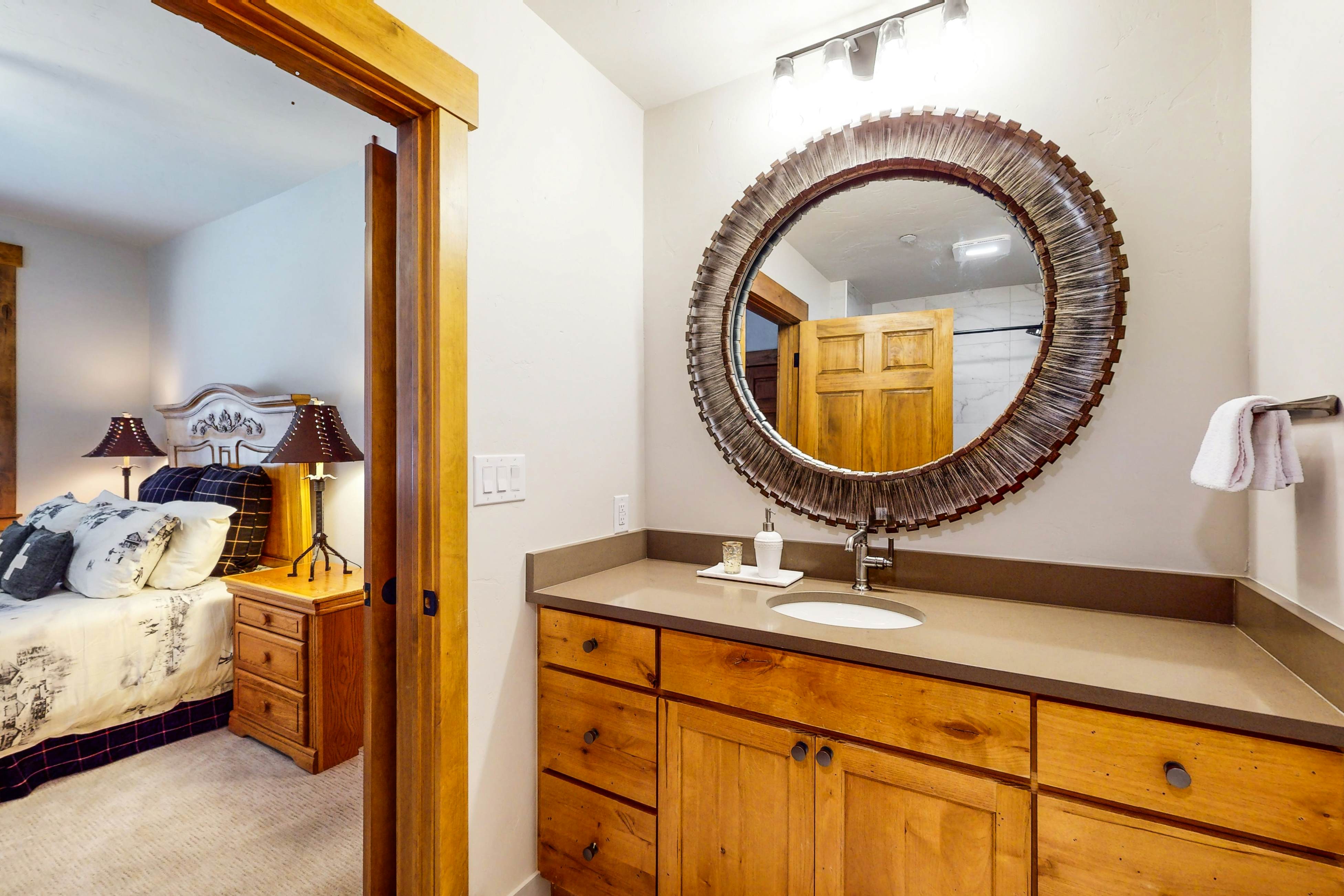 Champagne Lodge 3208