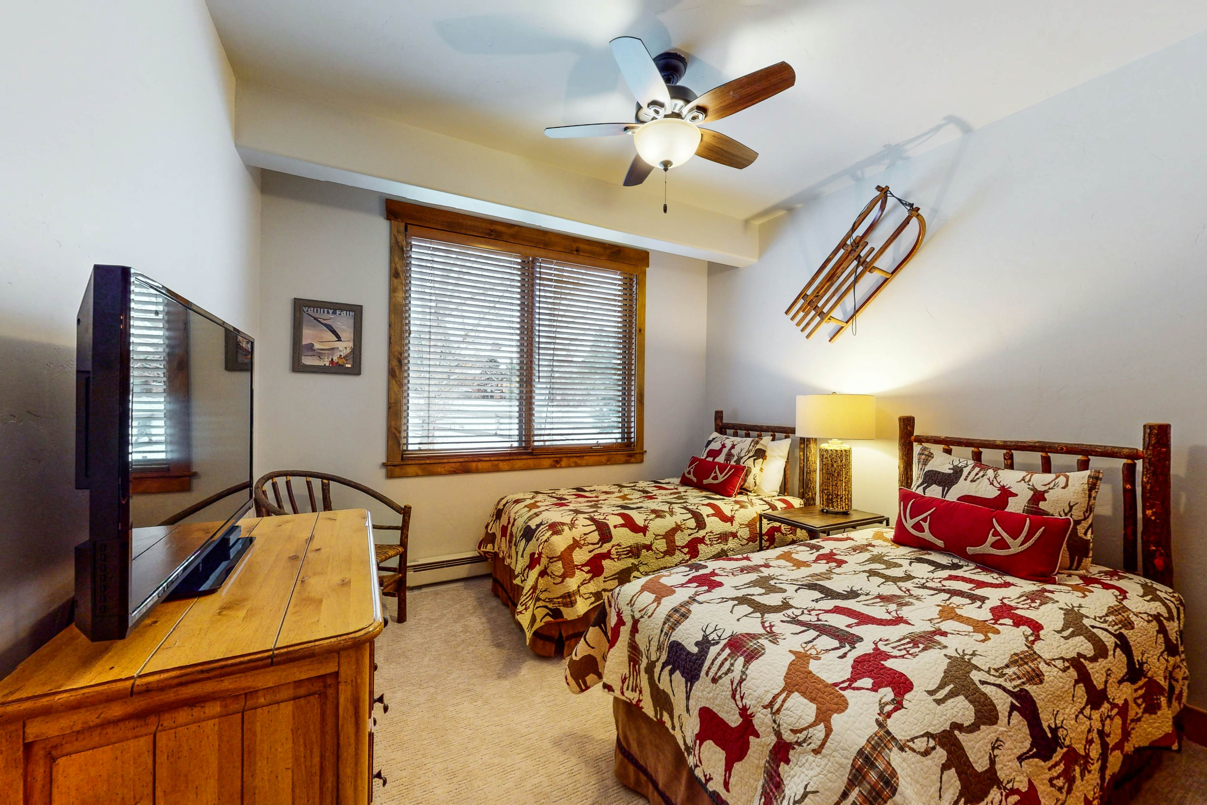 Champagne Lodge 3208