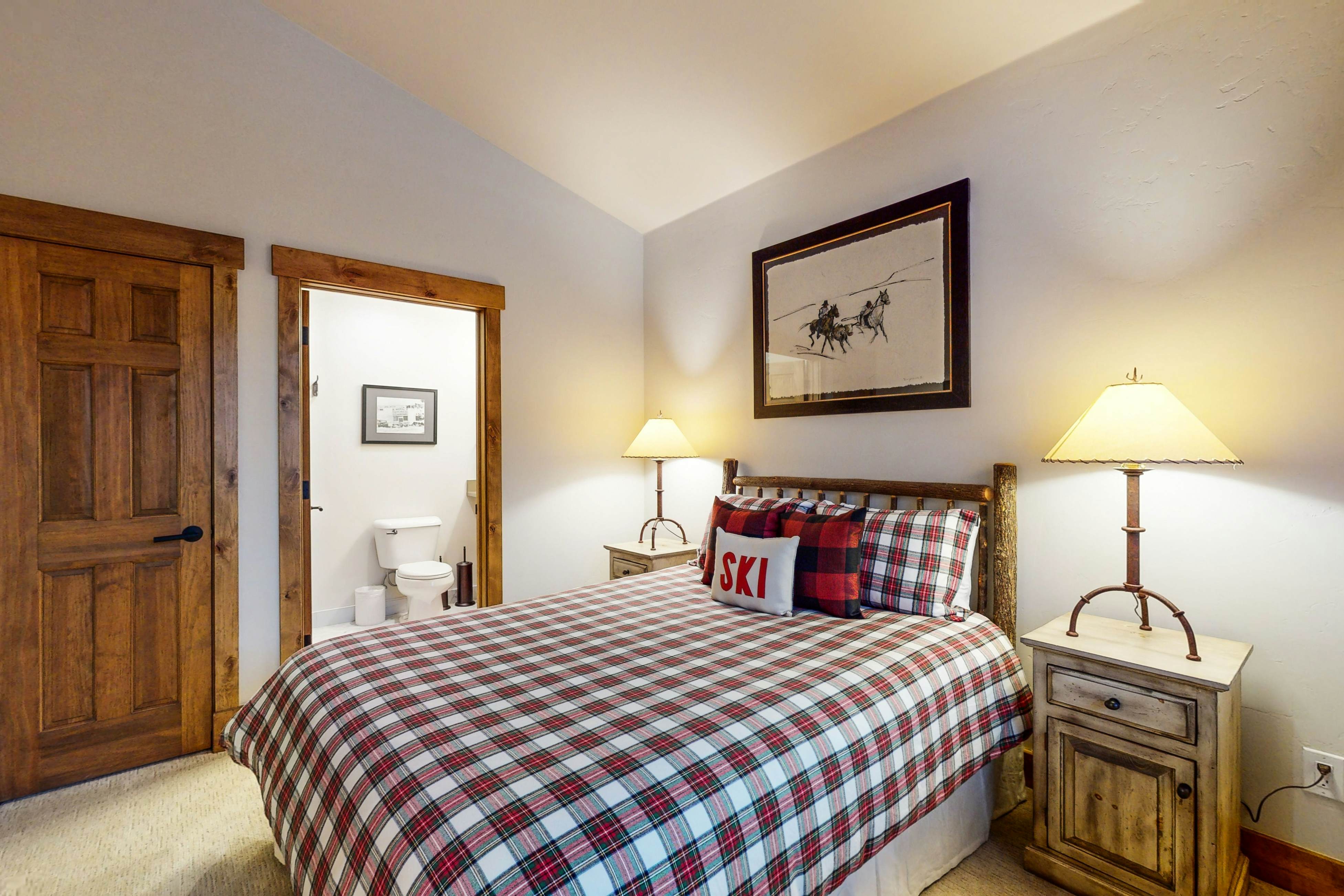 Champagne Lodge 3208