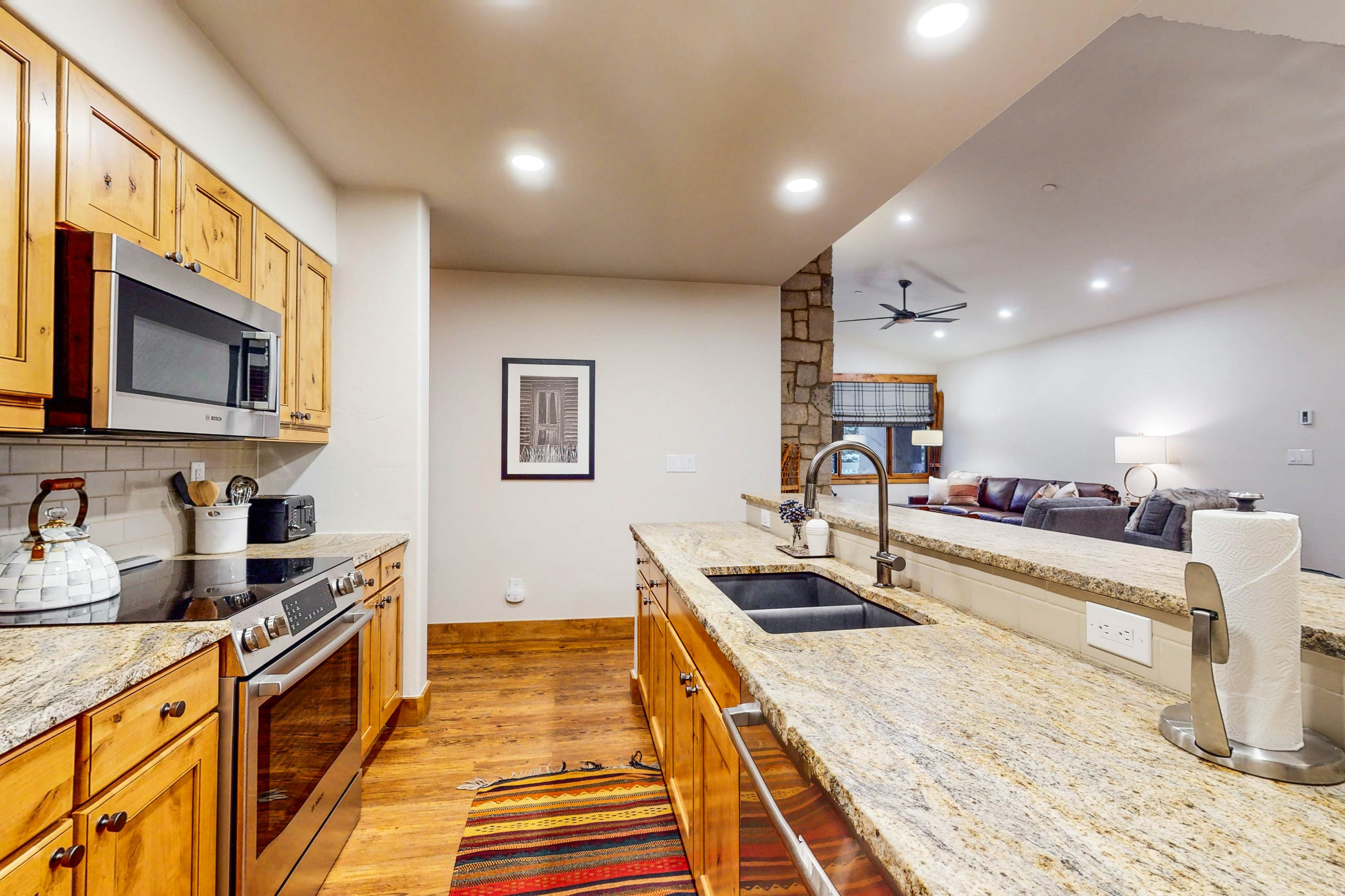 Champagne Lodge 3208