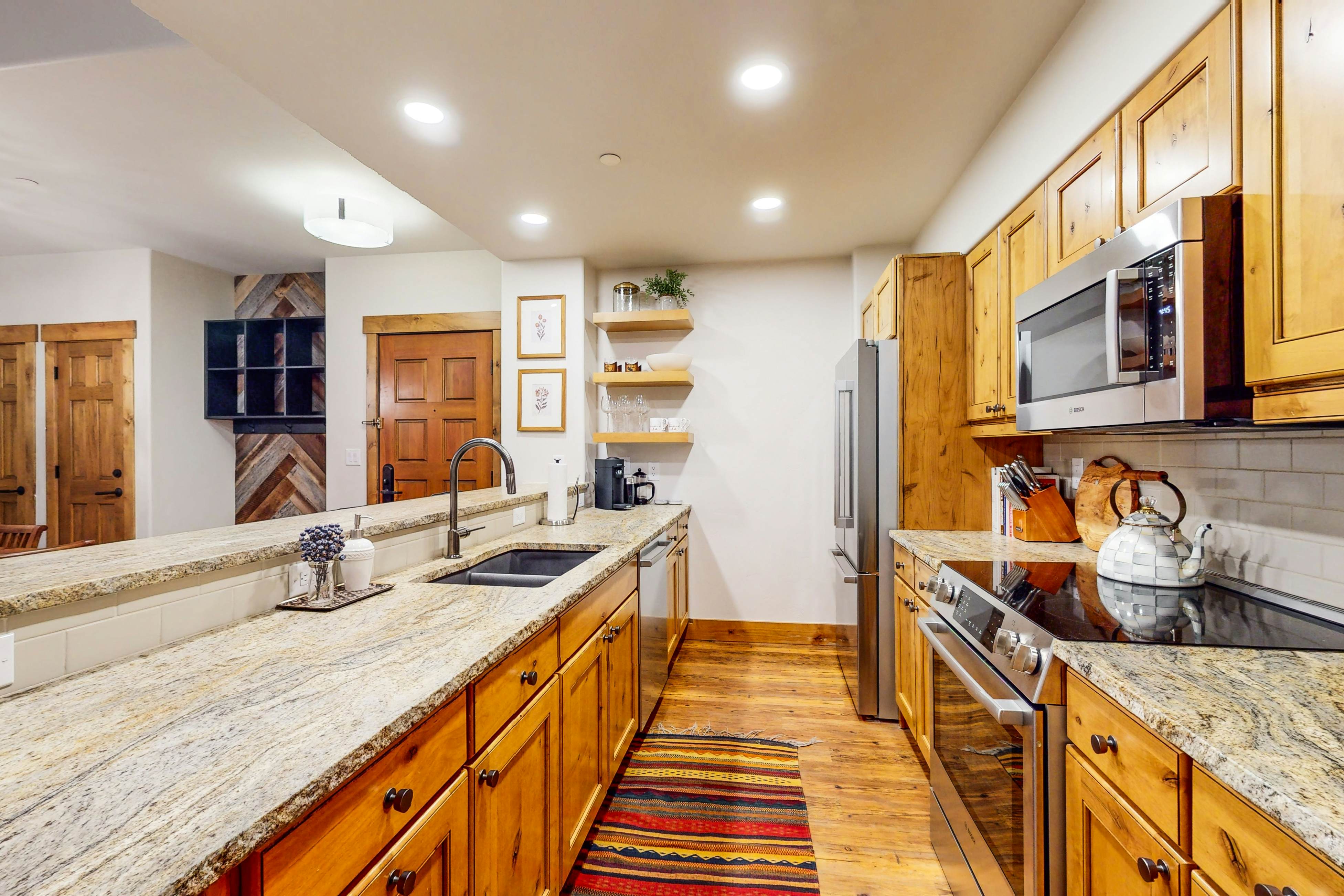 Champagne Lodge 3208