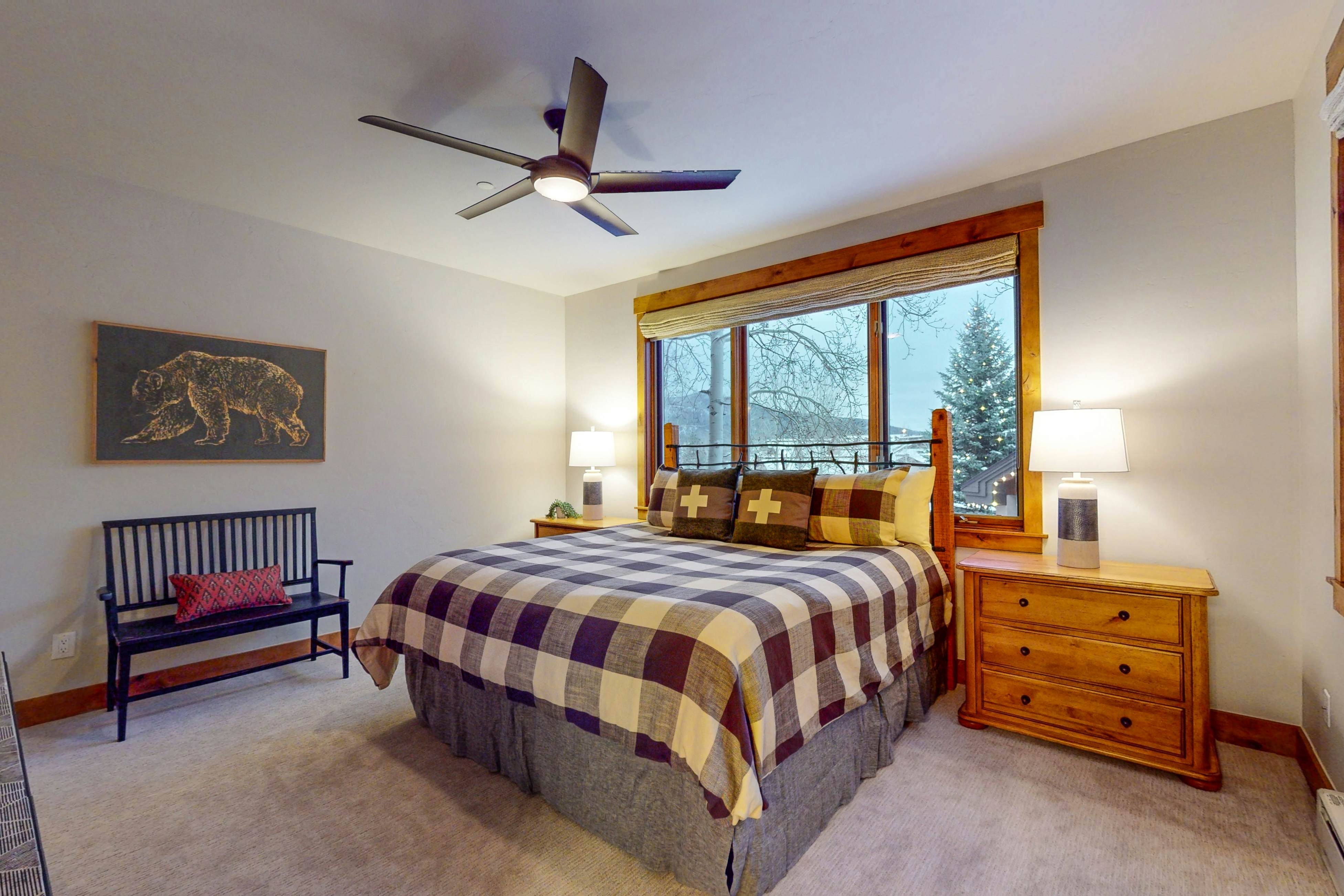 Champagne Lodge 3208