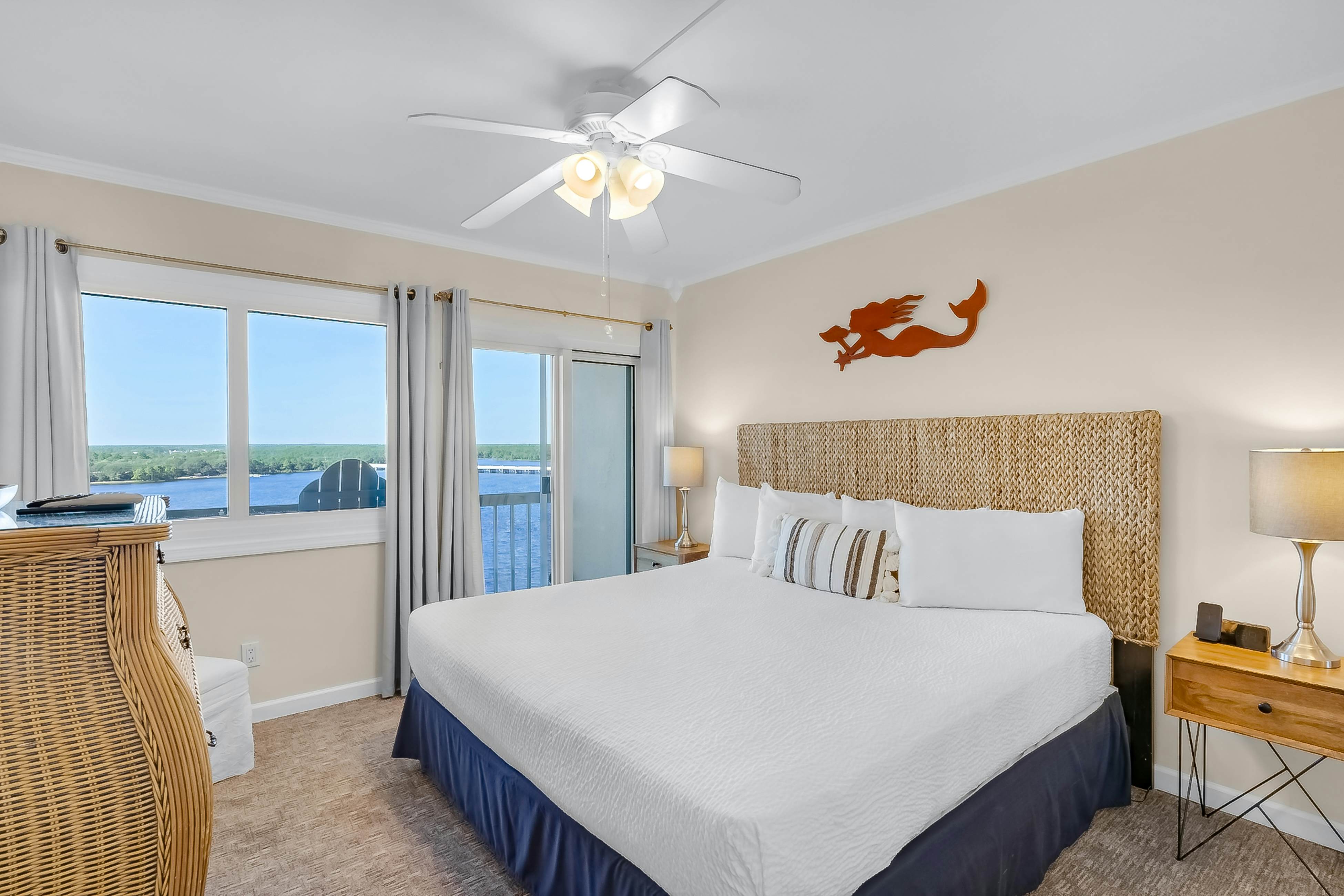 Pinnacle Port- Penthouse 8