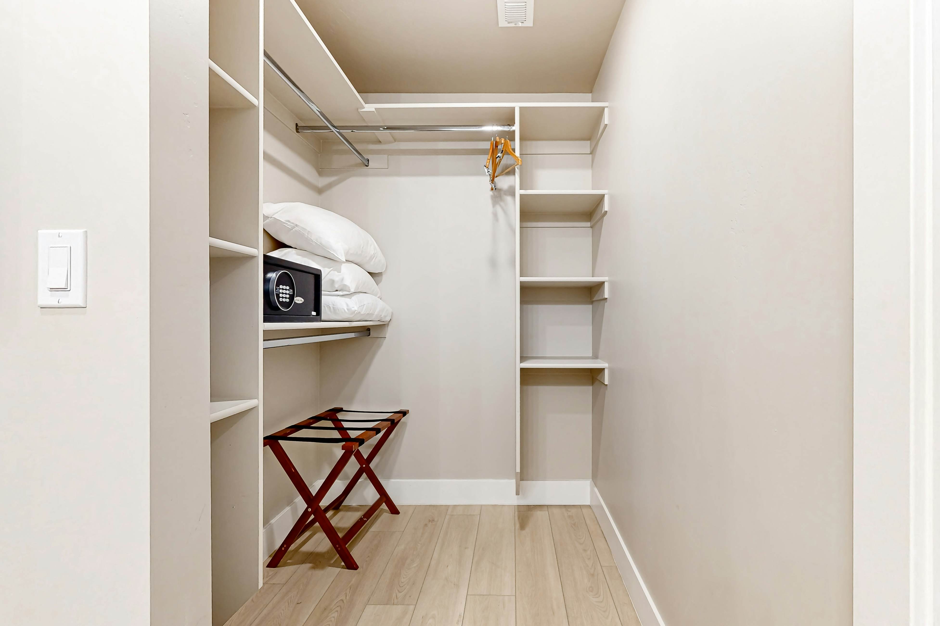 206 - Black Rock Mountain Resort