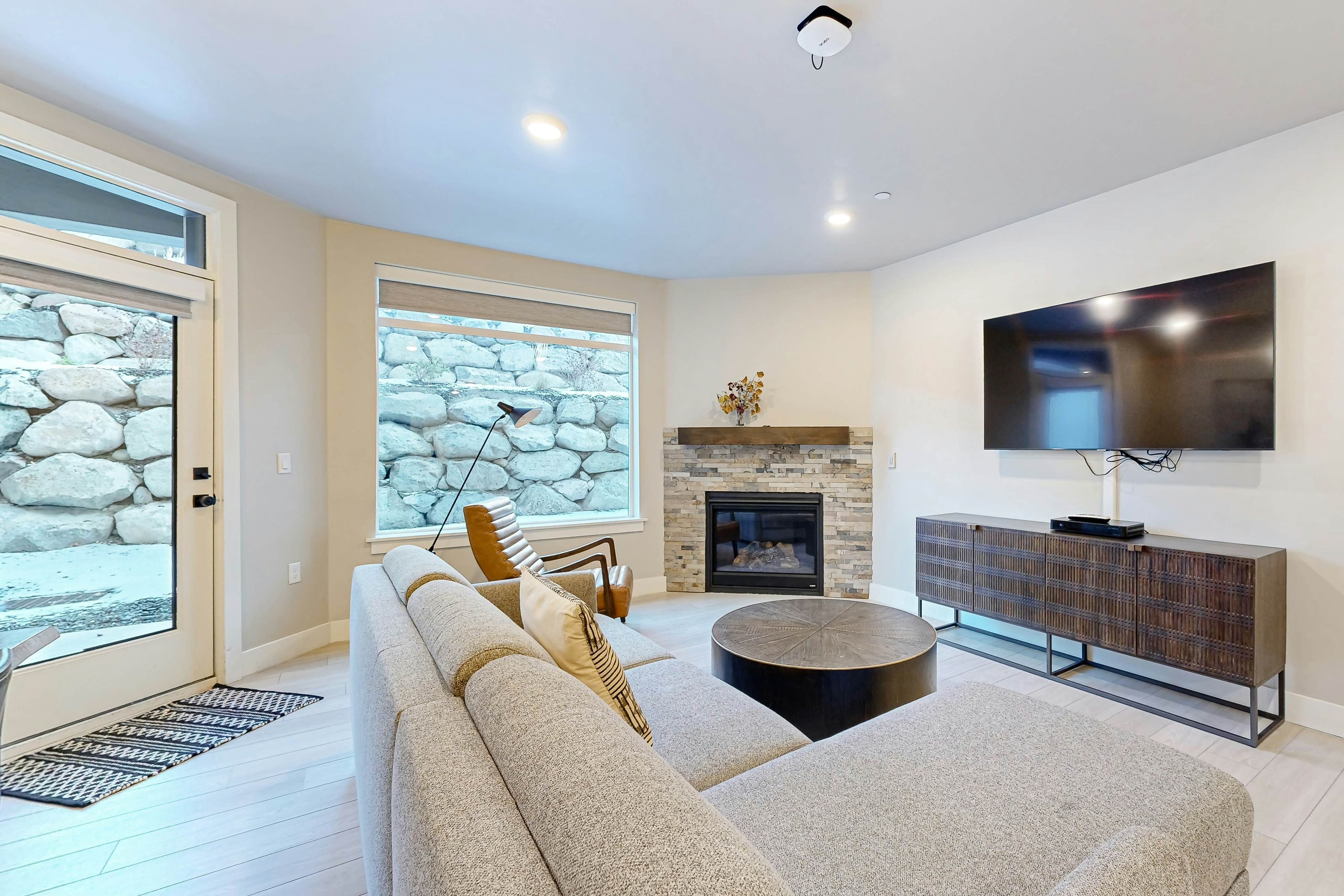 206 - Black Rock Mountain Resort