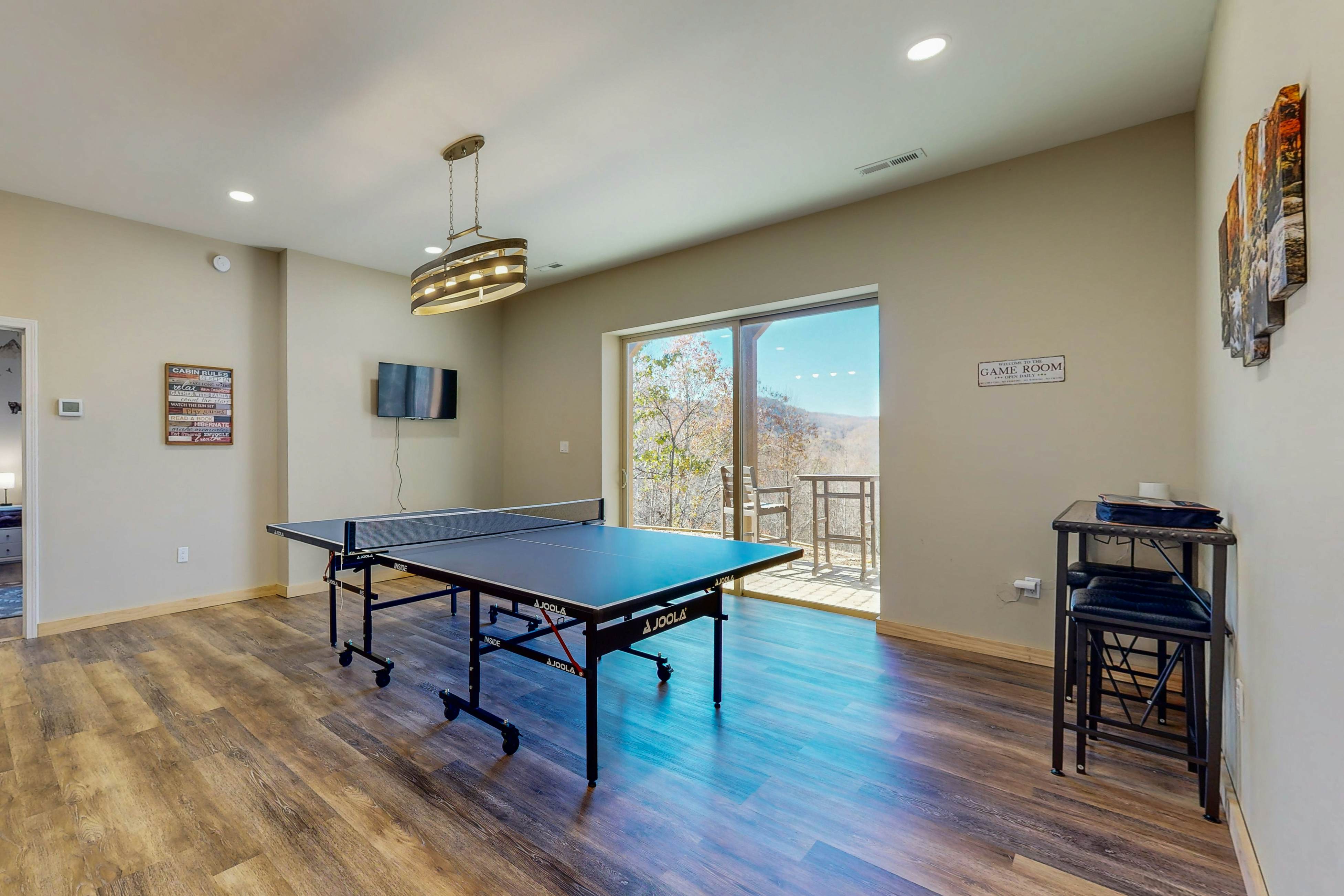 Sunset Mountain Lodge 