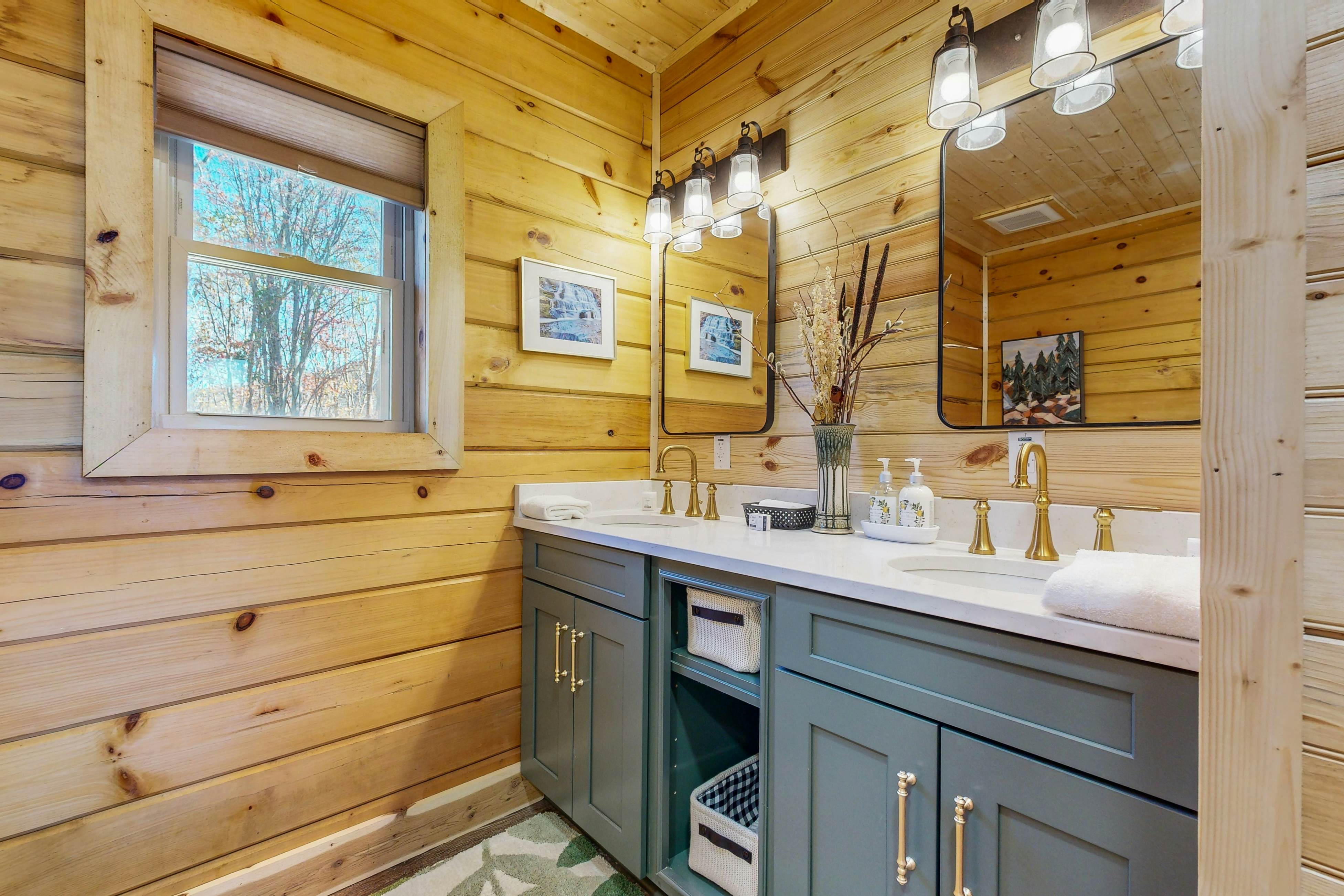 Sunset Mountain Lodge 