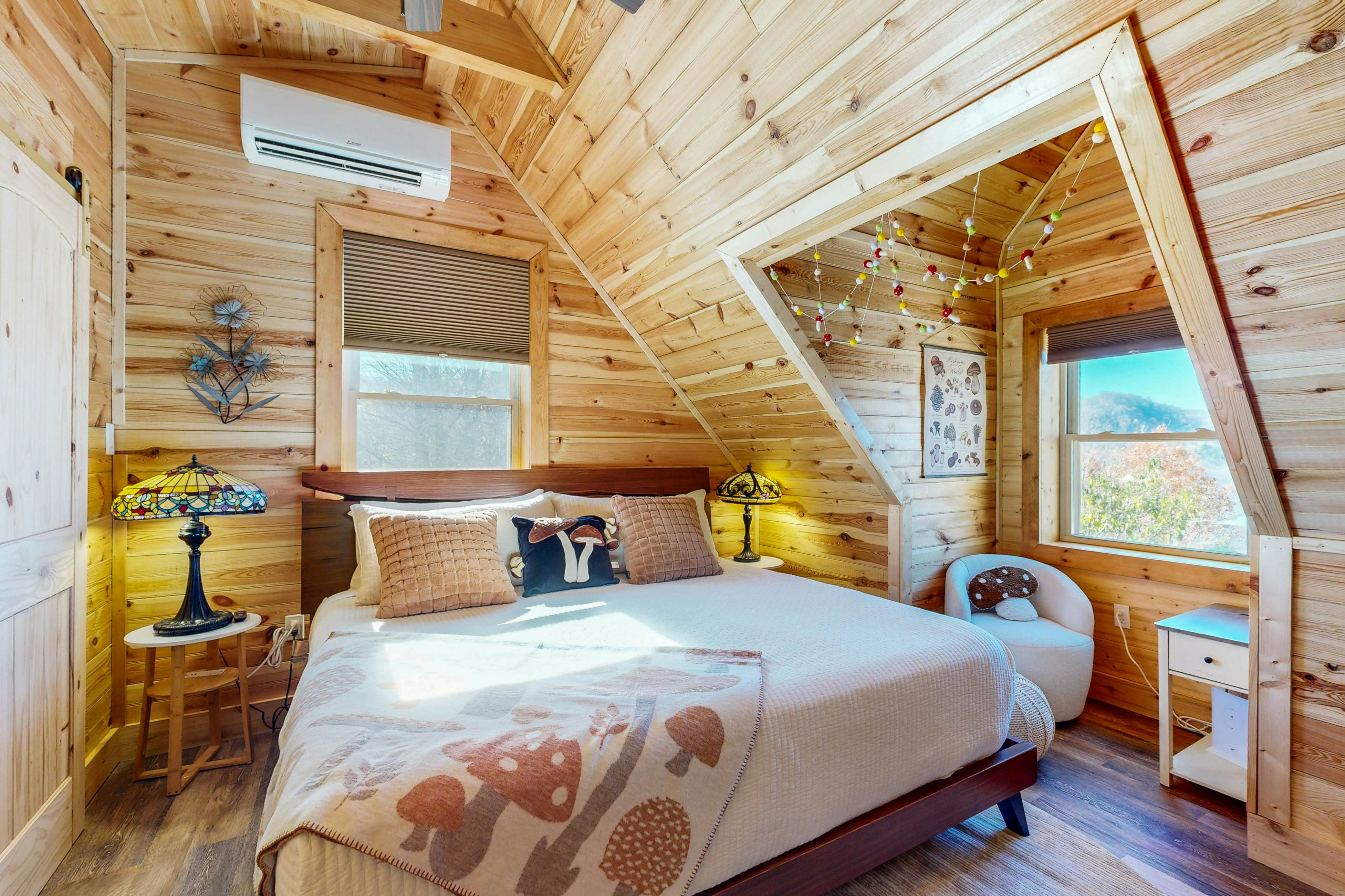 Sunset Mountain Lodge 