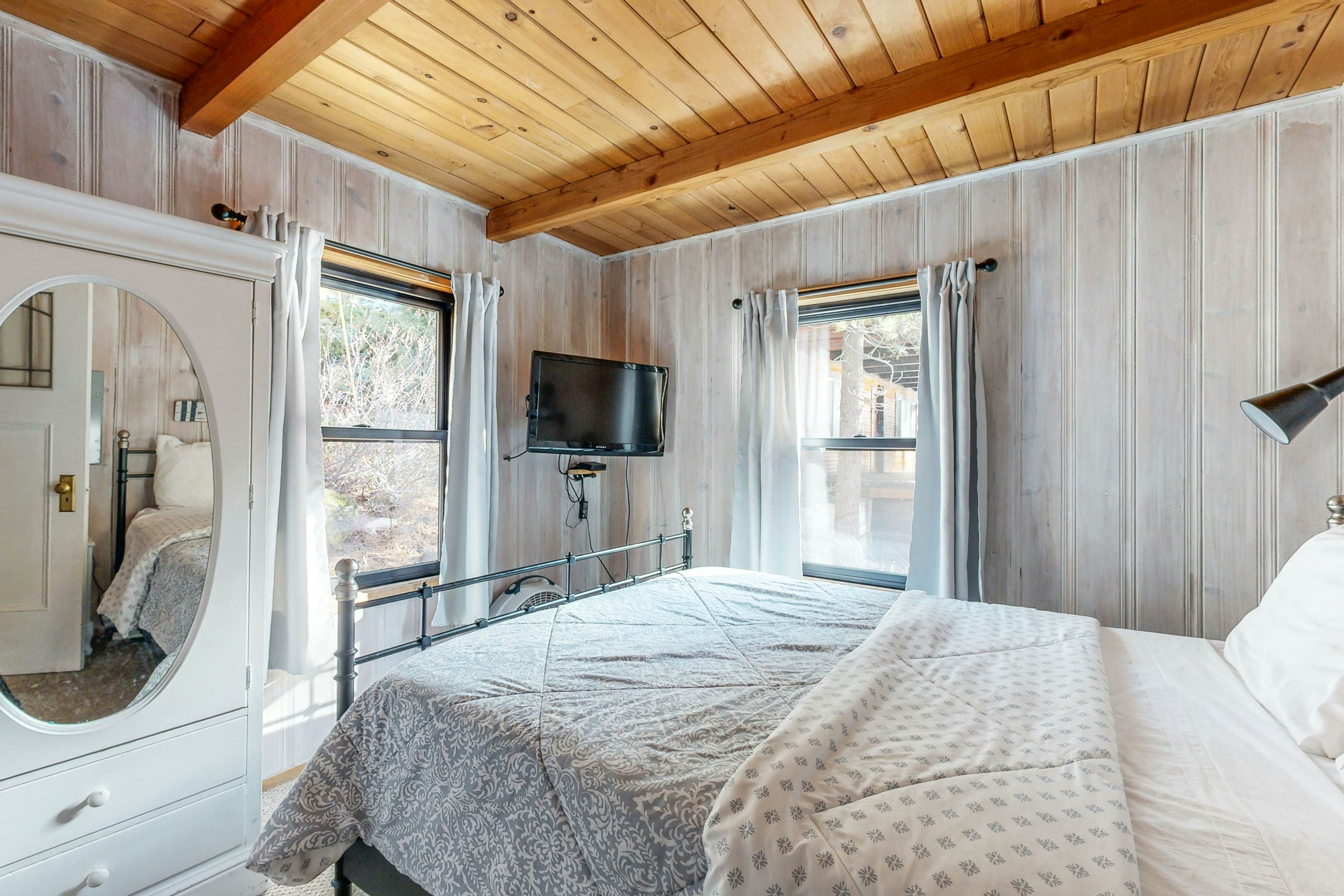 Donner Lake Dream Cabin