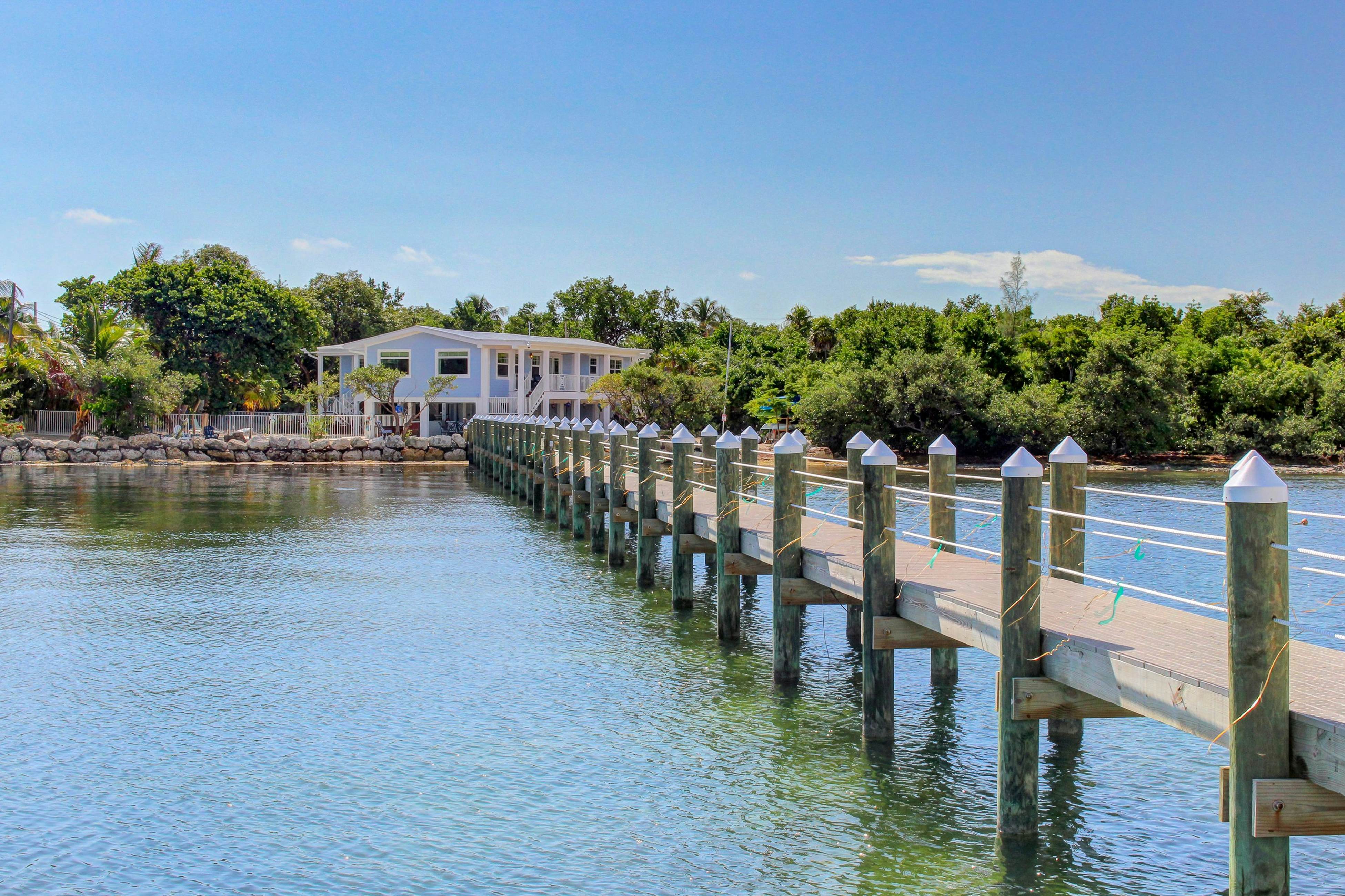 Bayfront Sunset Oasis