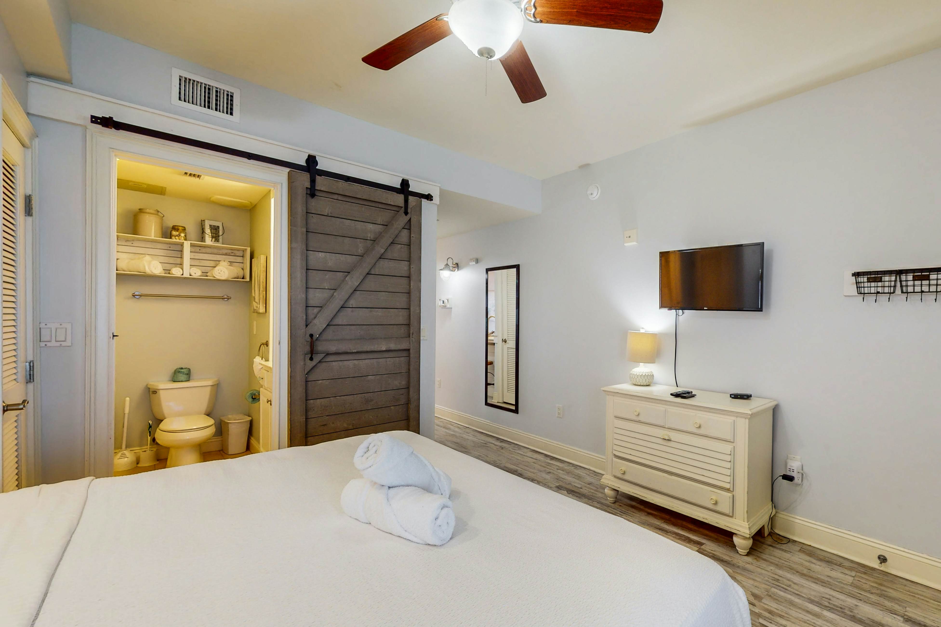 Carillon Beach Inn 504