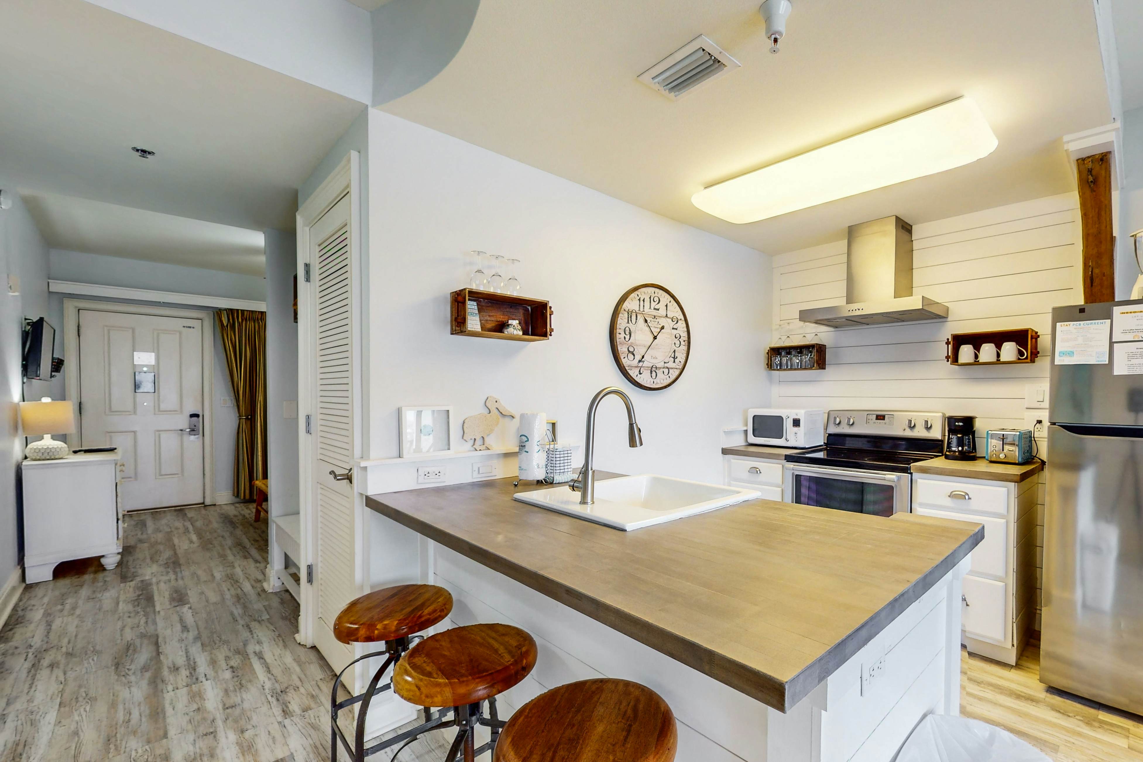 Carillon Beach Inn 504