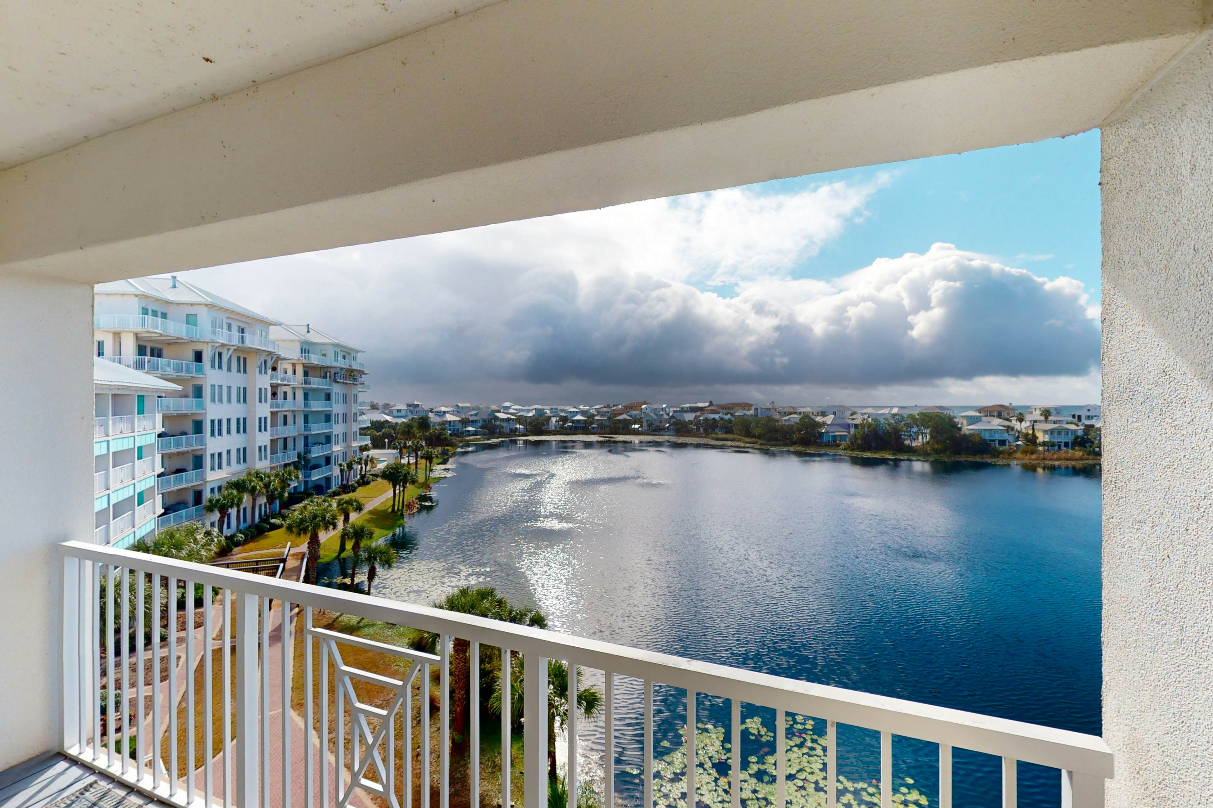 Carillon Beach Inn 504