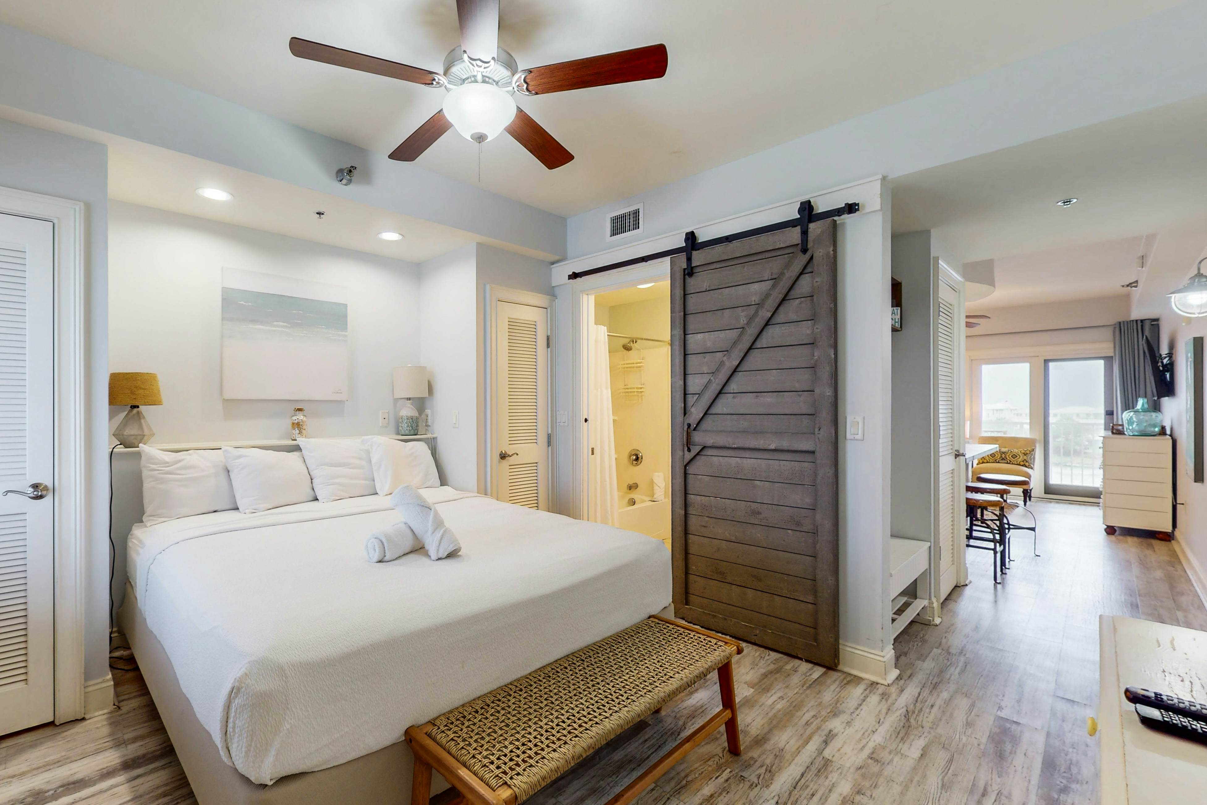 Carillon Beach Inn 504