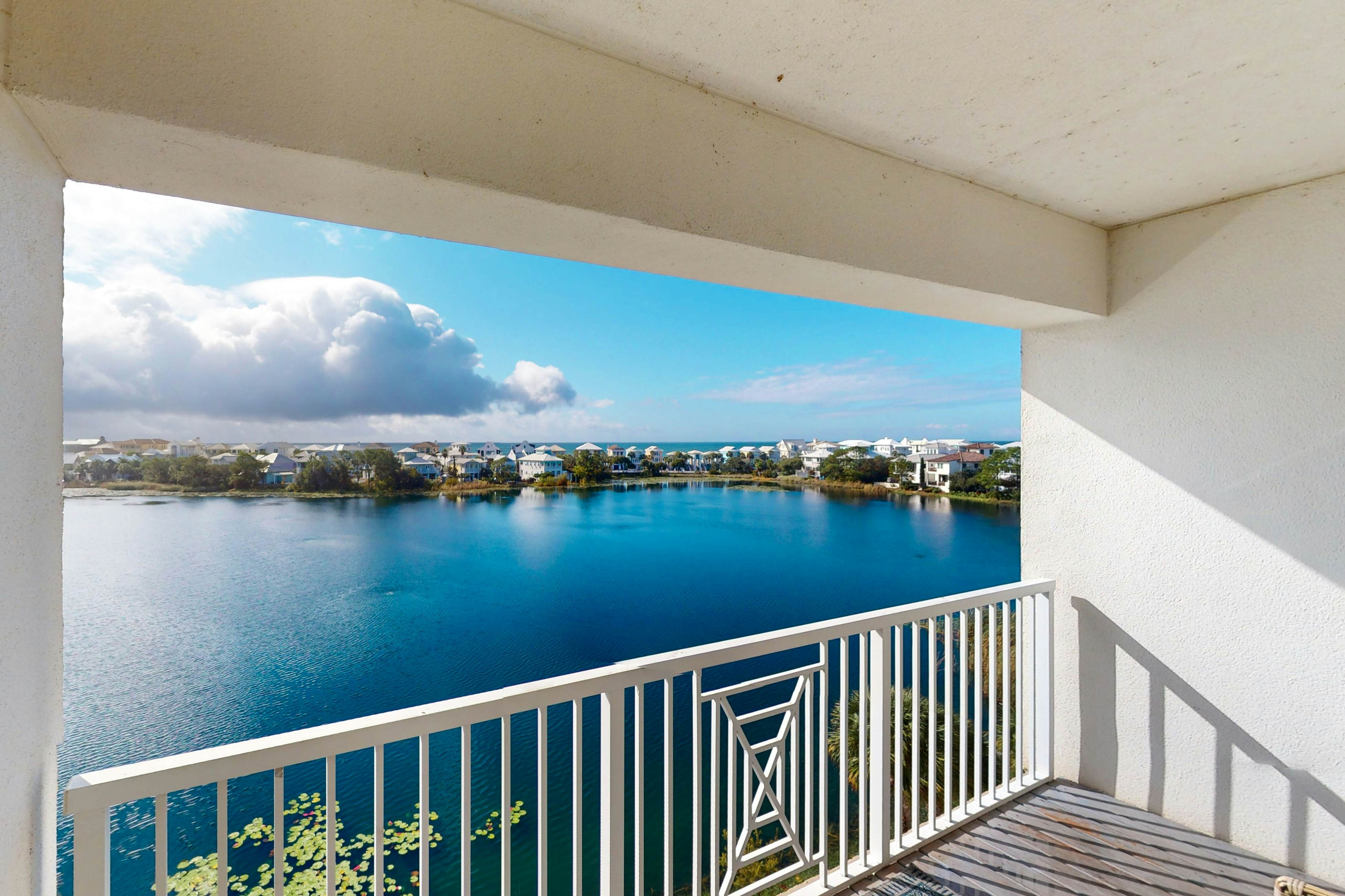 Carillon Beach Inn 504