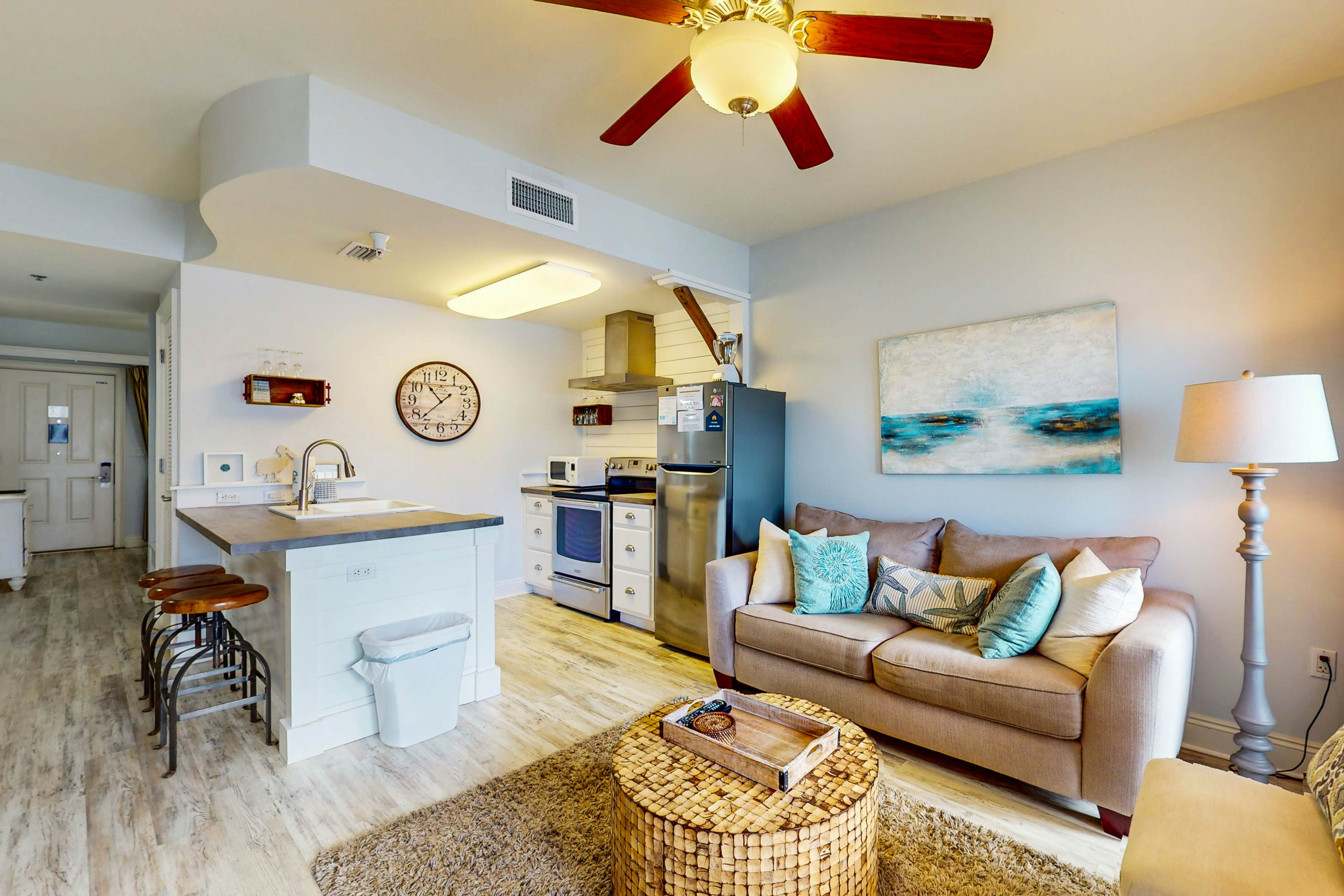 Carillon Beach Inn 504