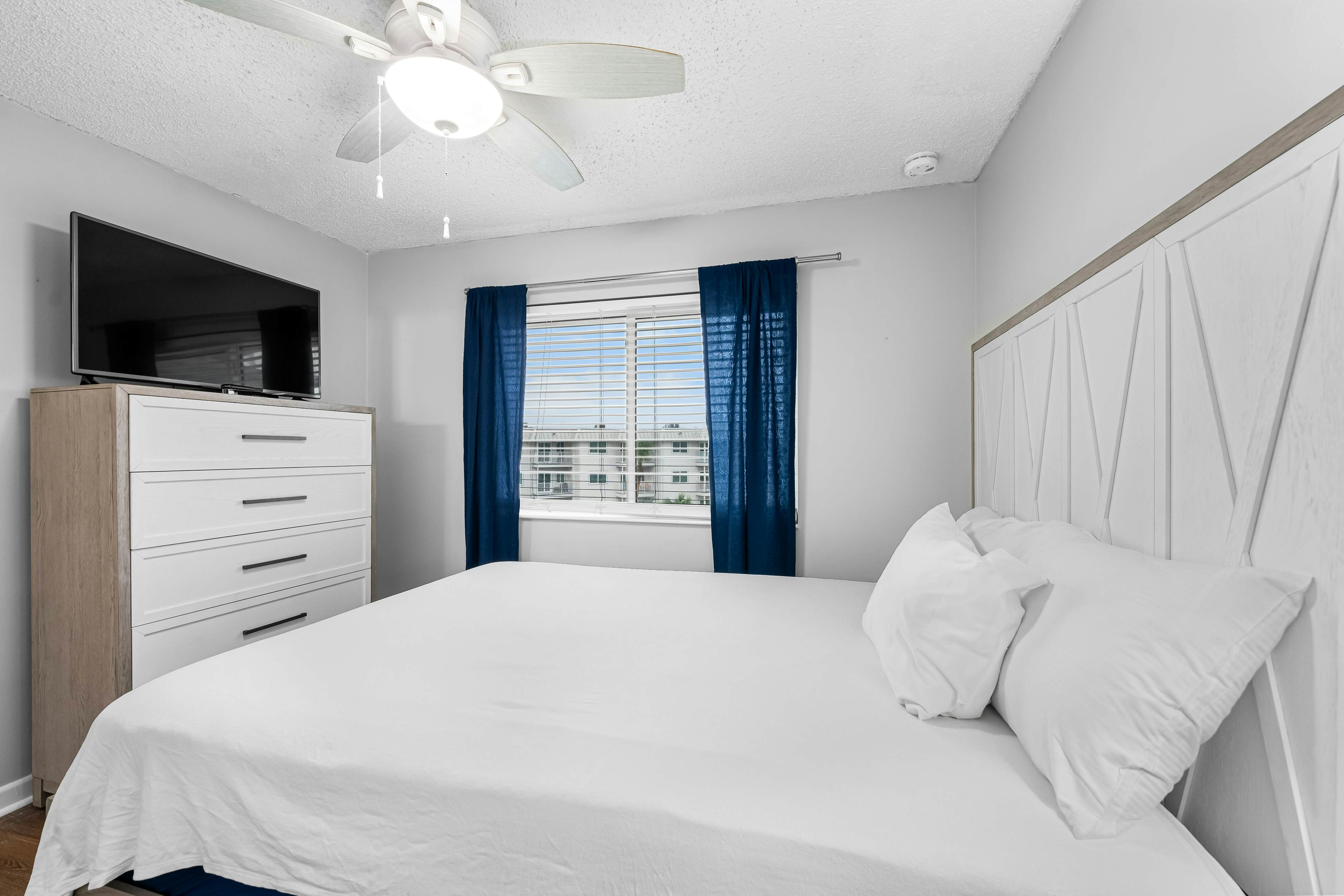 Plantation East #3325