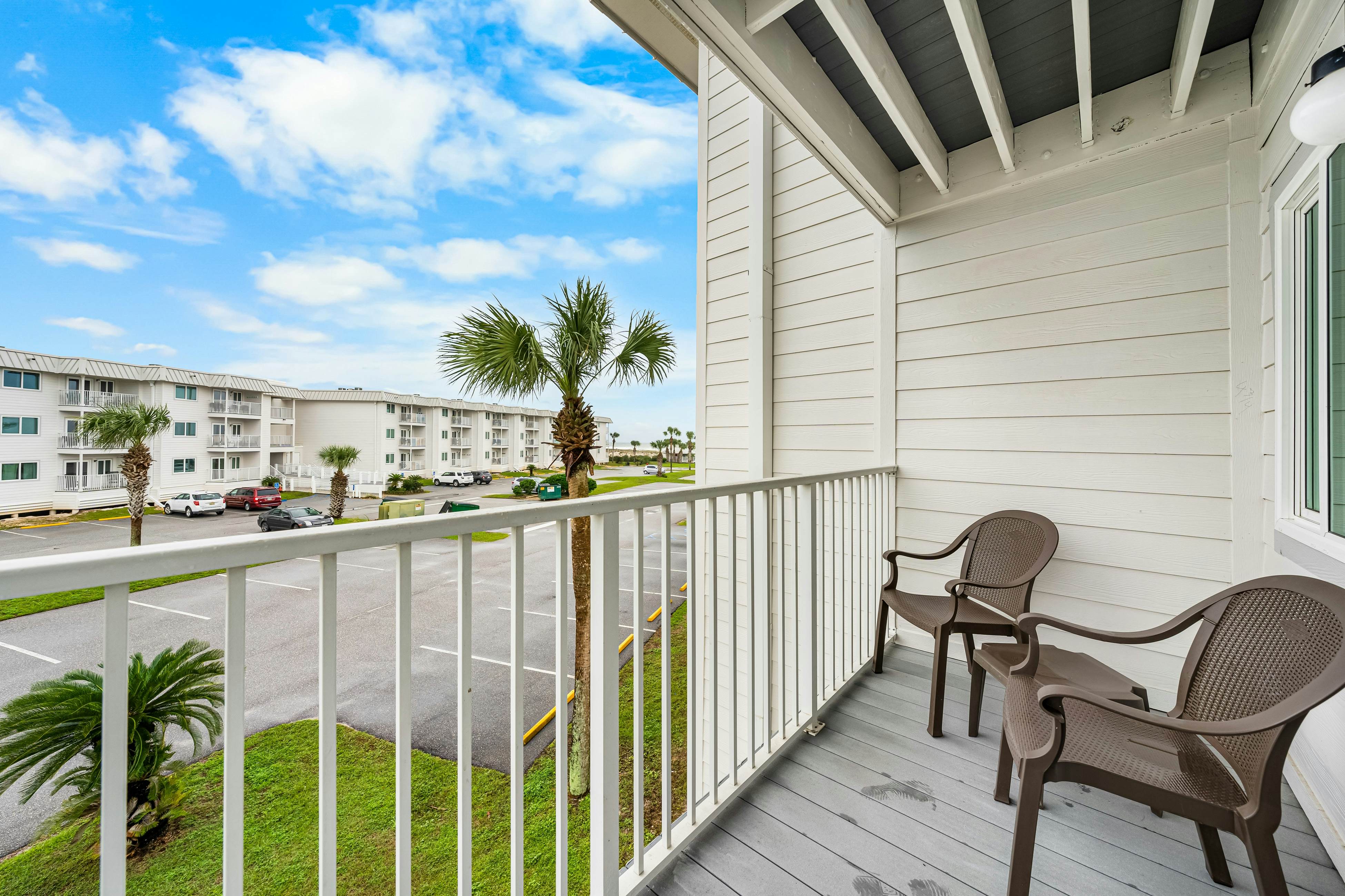 Plantation East #2225