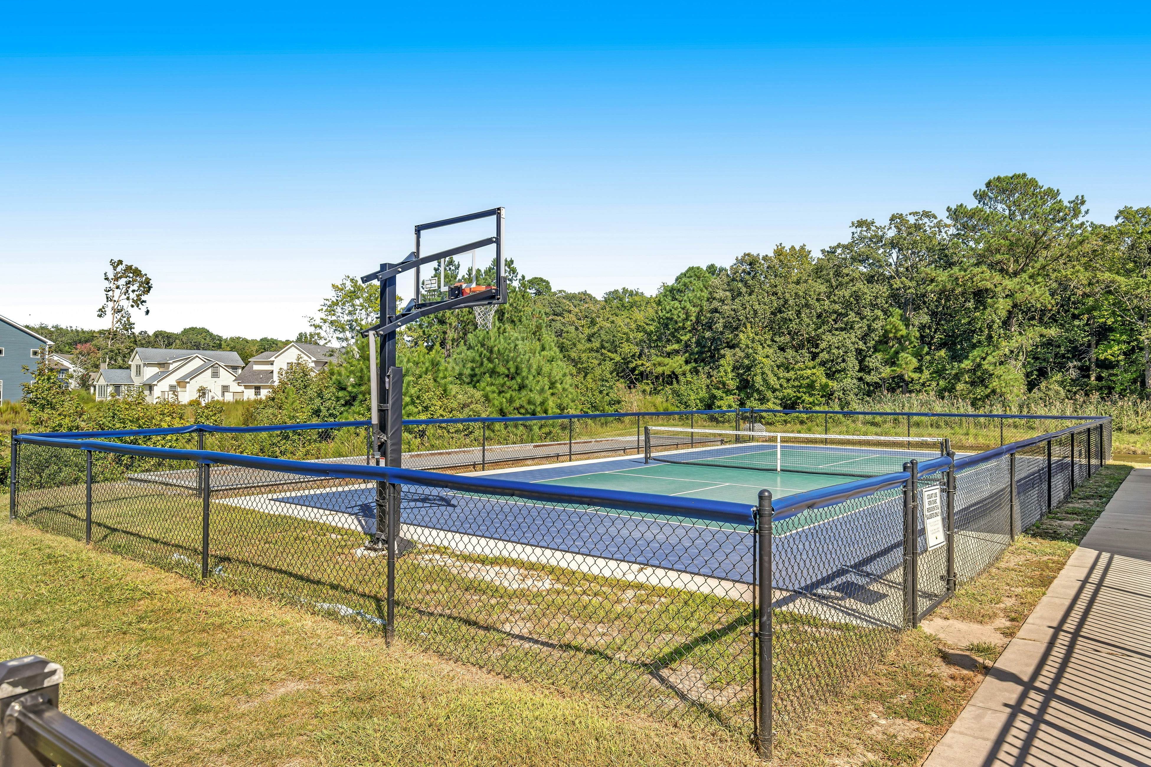 Ocean View Beach Club - 12 Nantasket Ave