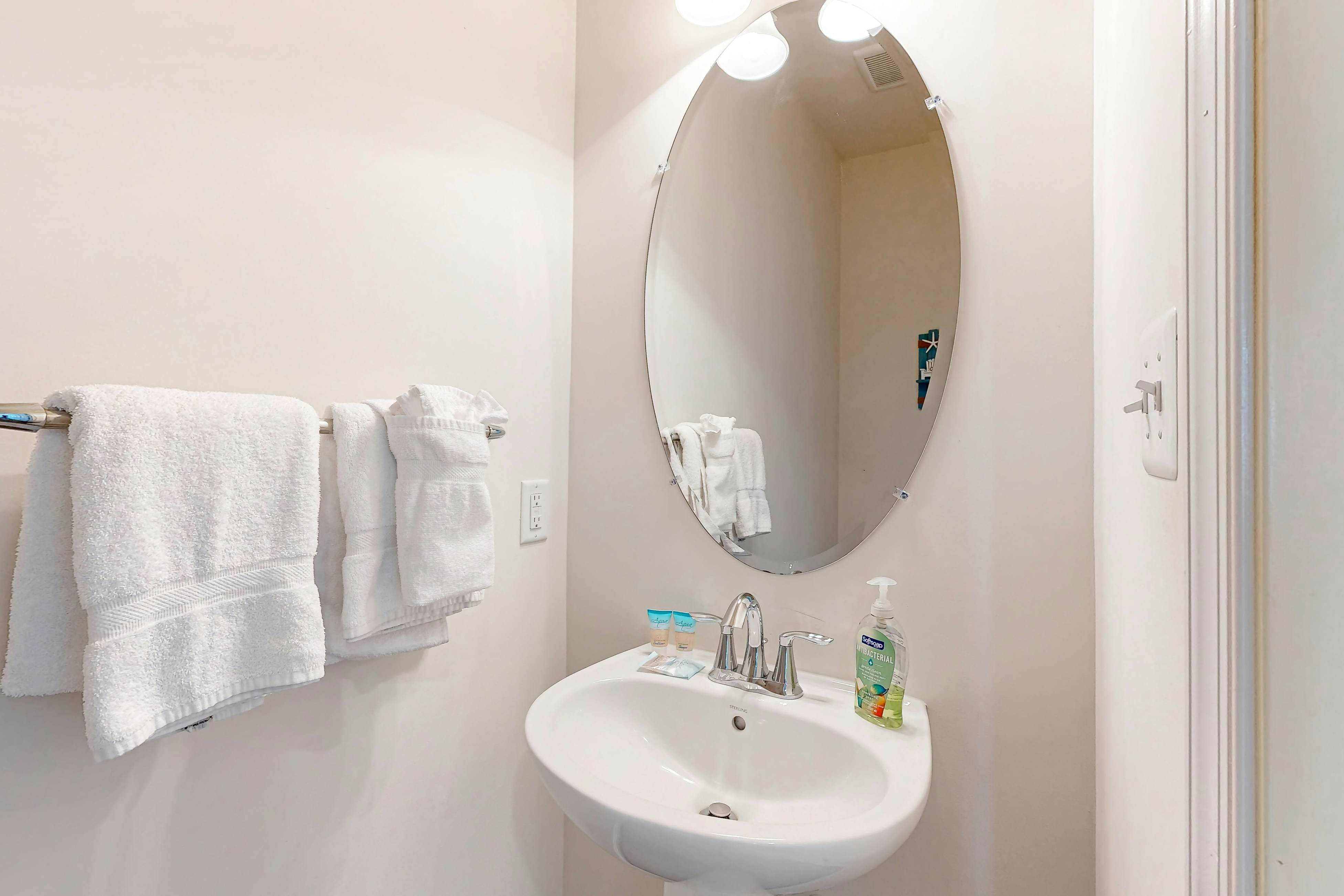 Ocean View Beach Club - 12 Nantasket Ave