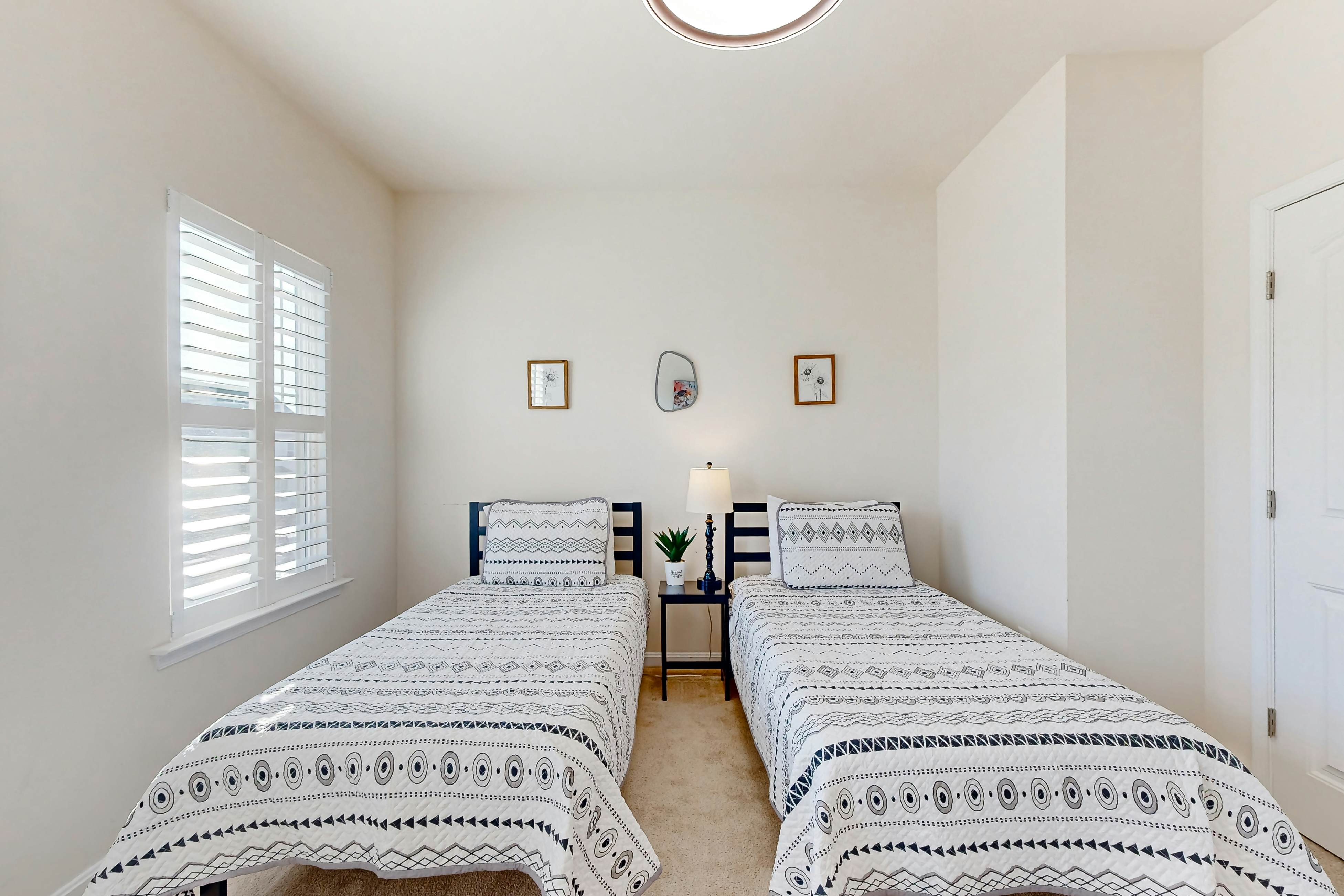 Ocean View Beach Club - 12 Nantasket Ave