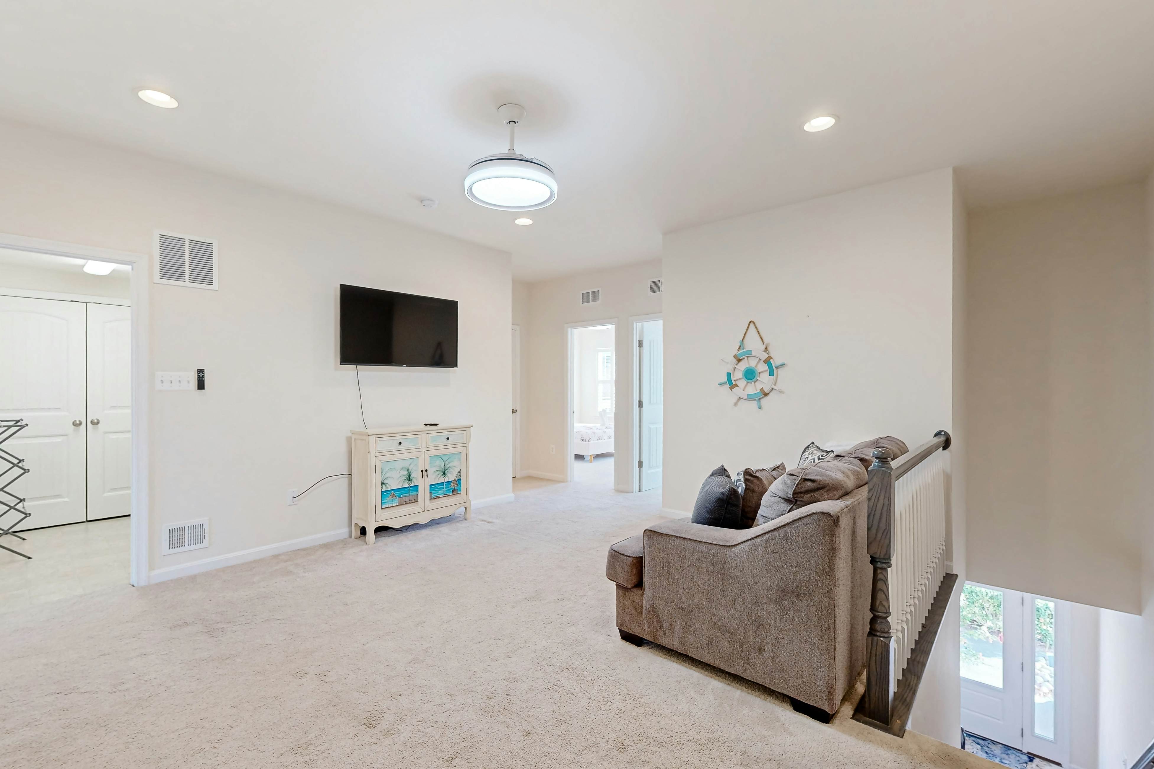 Ocean View Beach Club - 12 Nantasket Ave