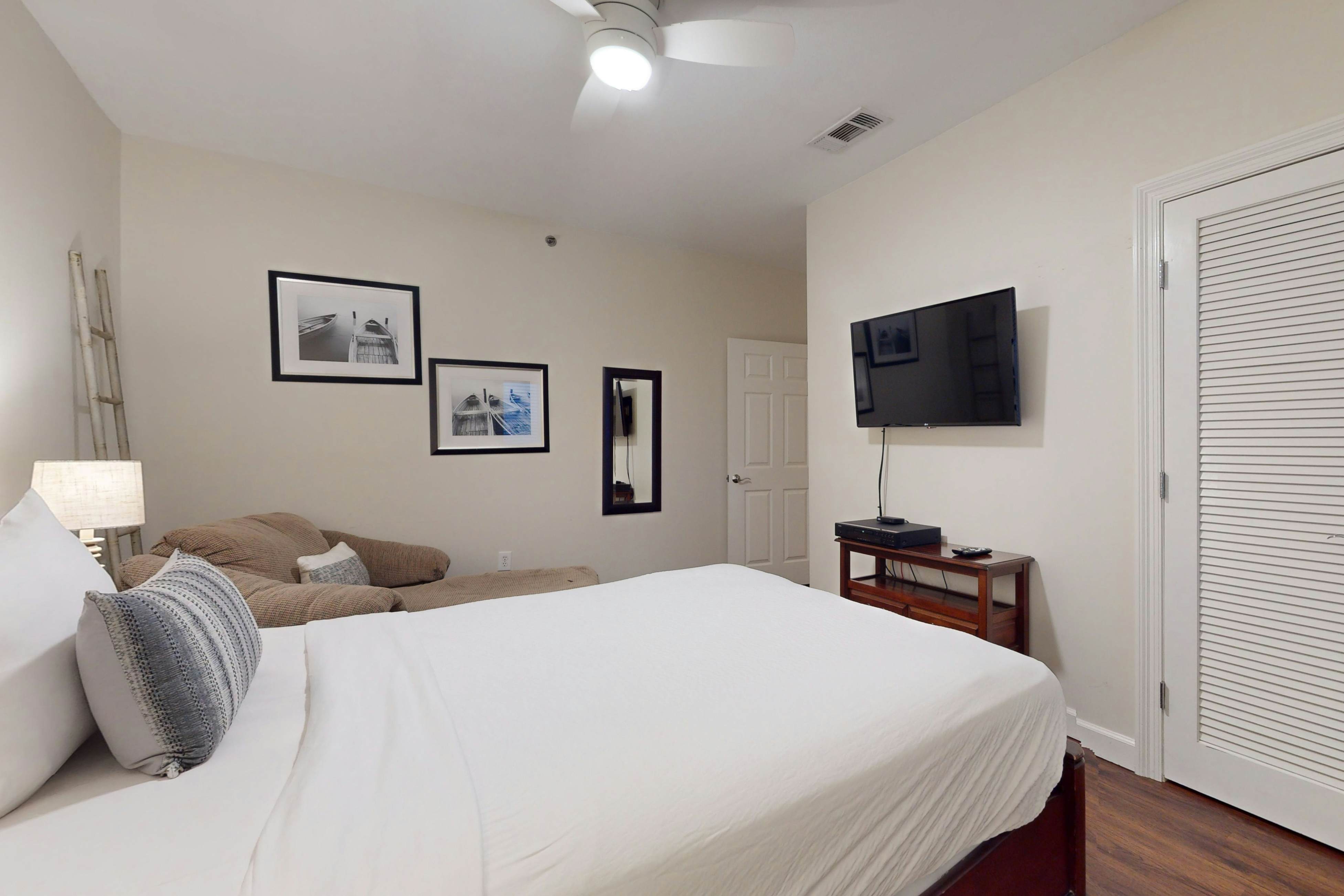 Sterling Shores PH10